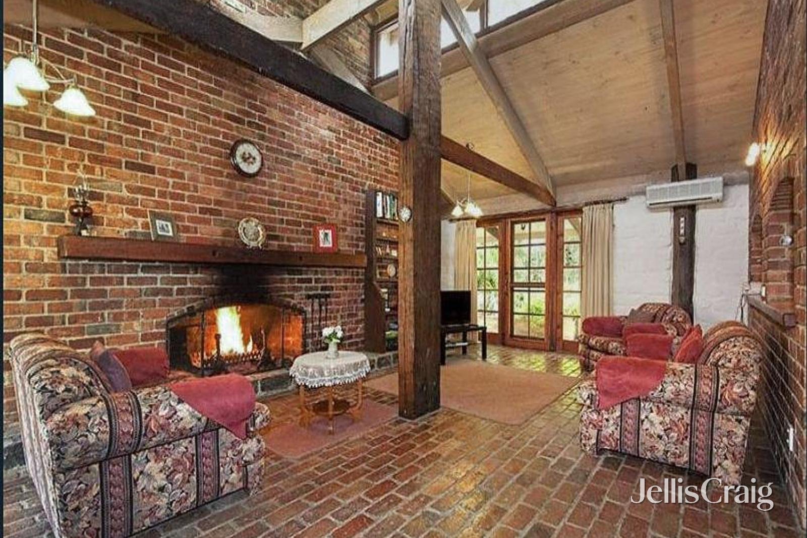 71 Wattletree Road, Hurstbridge image 2