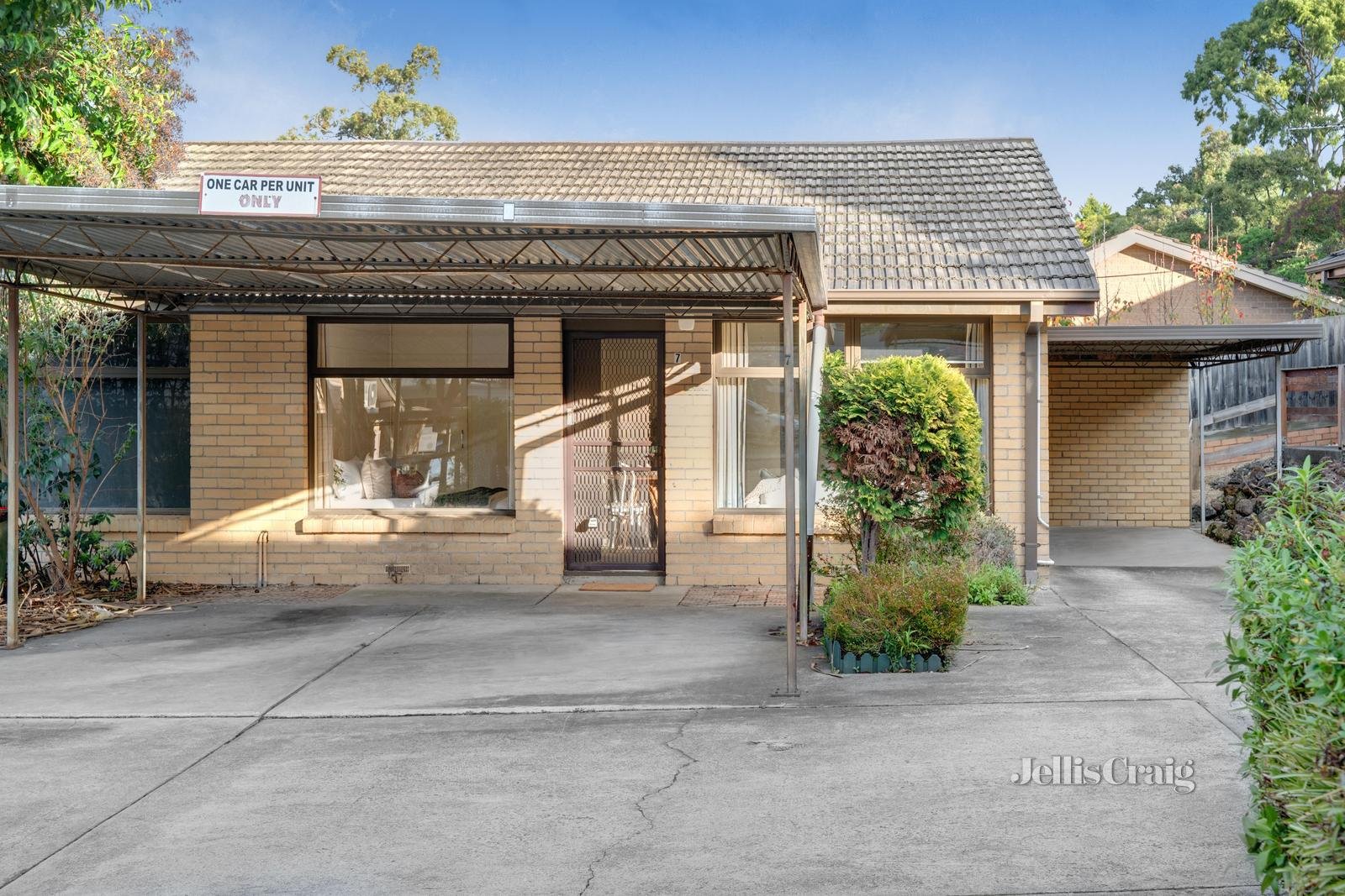 7/10 Brunswick Road, Mitcham image 1