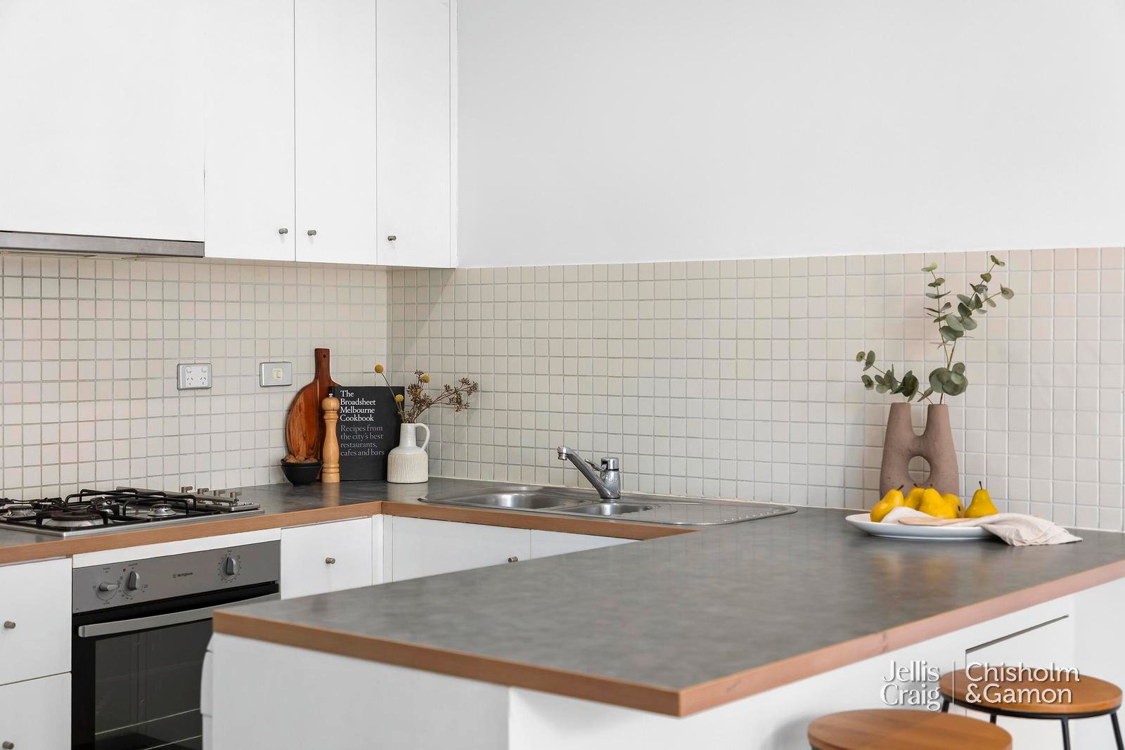 7/10 Carlisle Street, St Kilda image 4