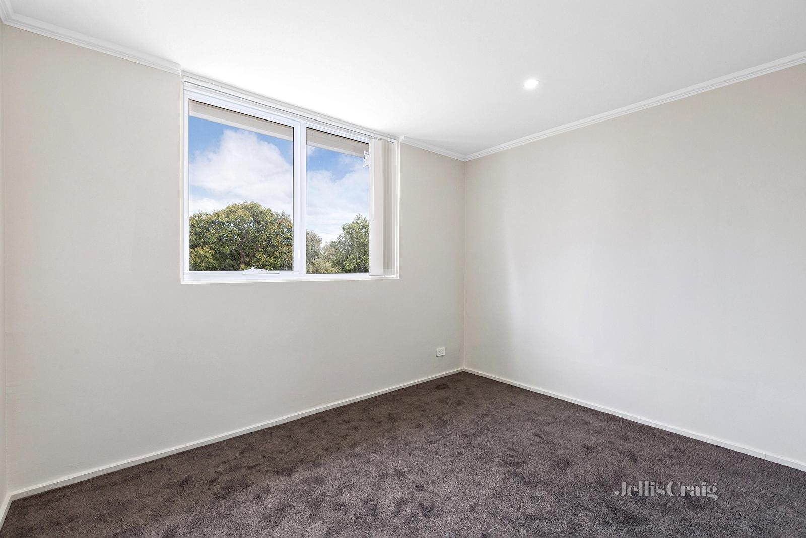 7/10 Heather Avenue, Brooklyn image 5