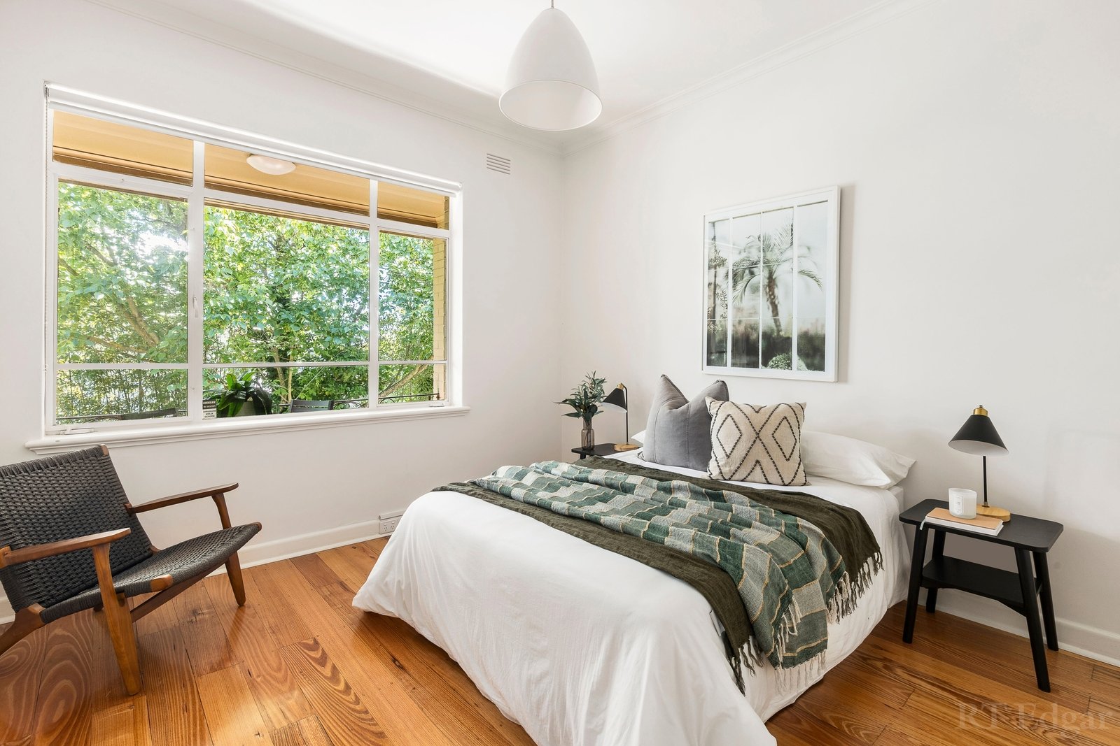 Property Gallery Thumbnail 7