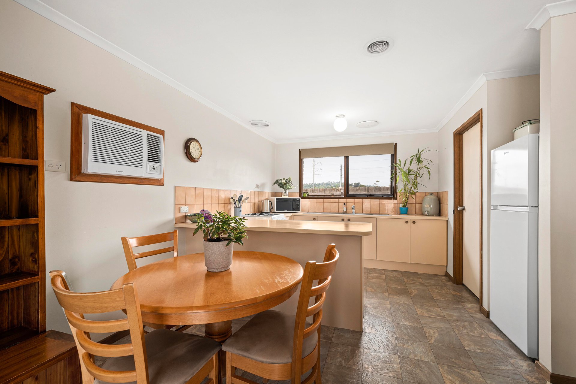 7/10 John Street, Lilydale image 5