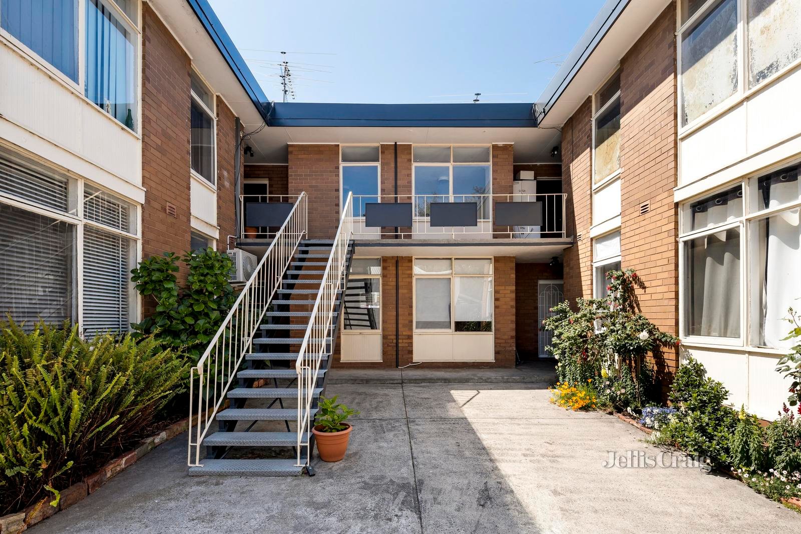 7/10 Union Street, Northcote image 2