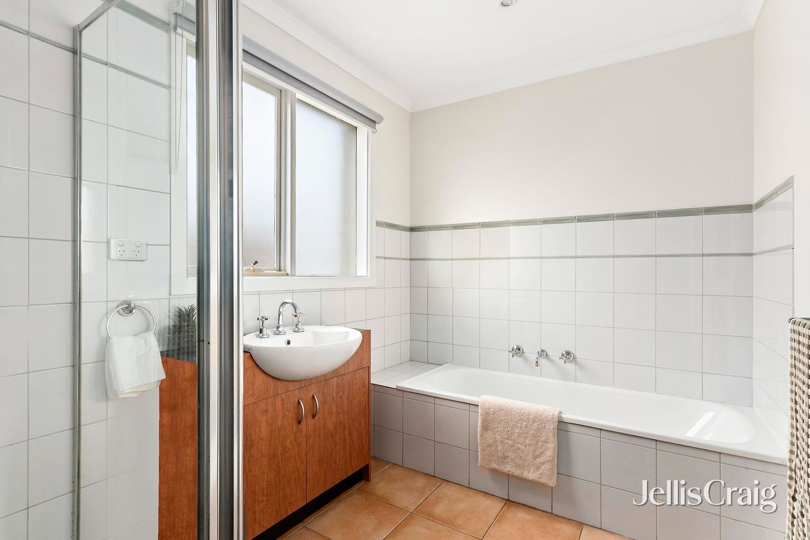7/10 Violet Street, Essendon image 7