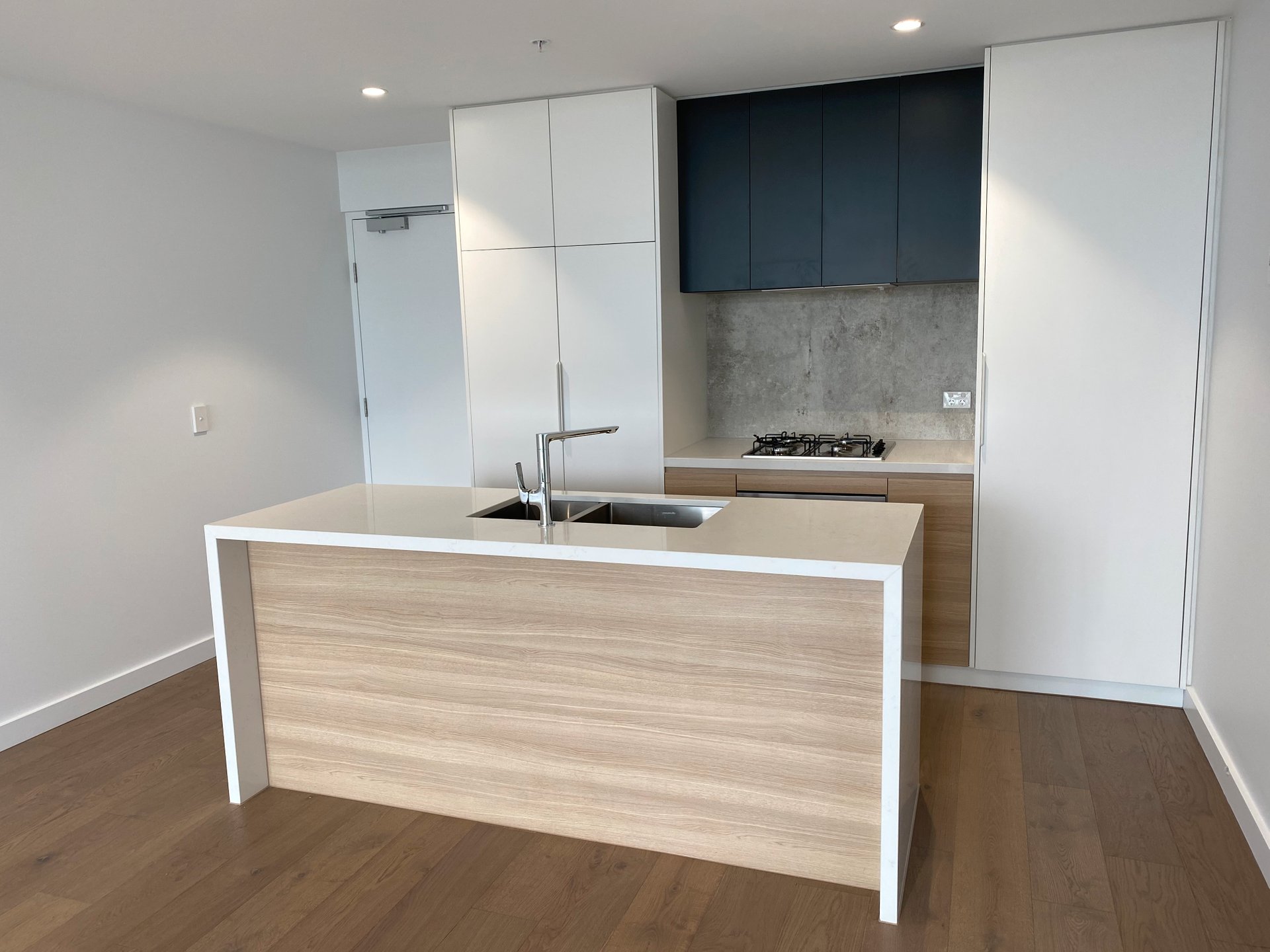 Property Gallery Thumbnail 2