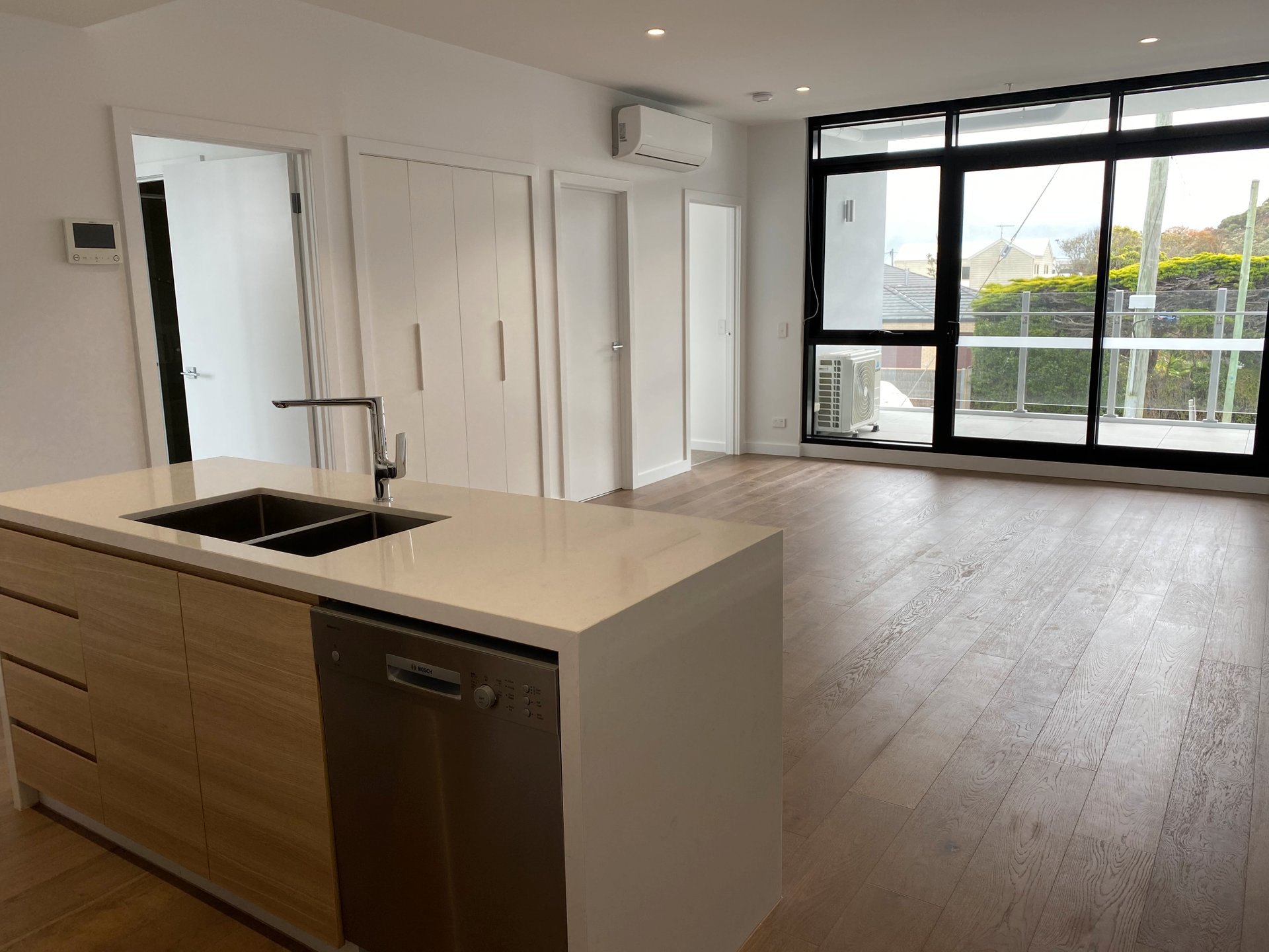 Property Gallery Thumbnail 4