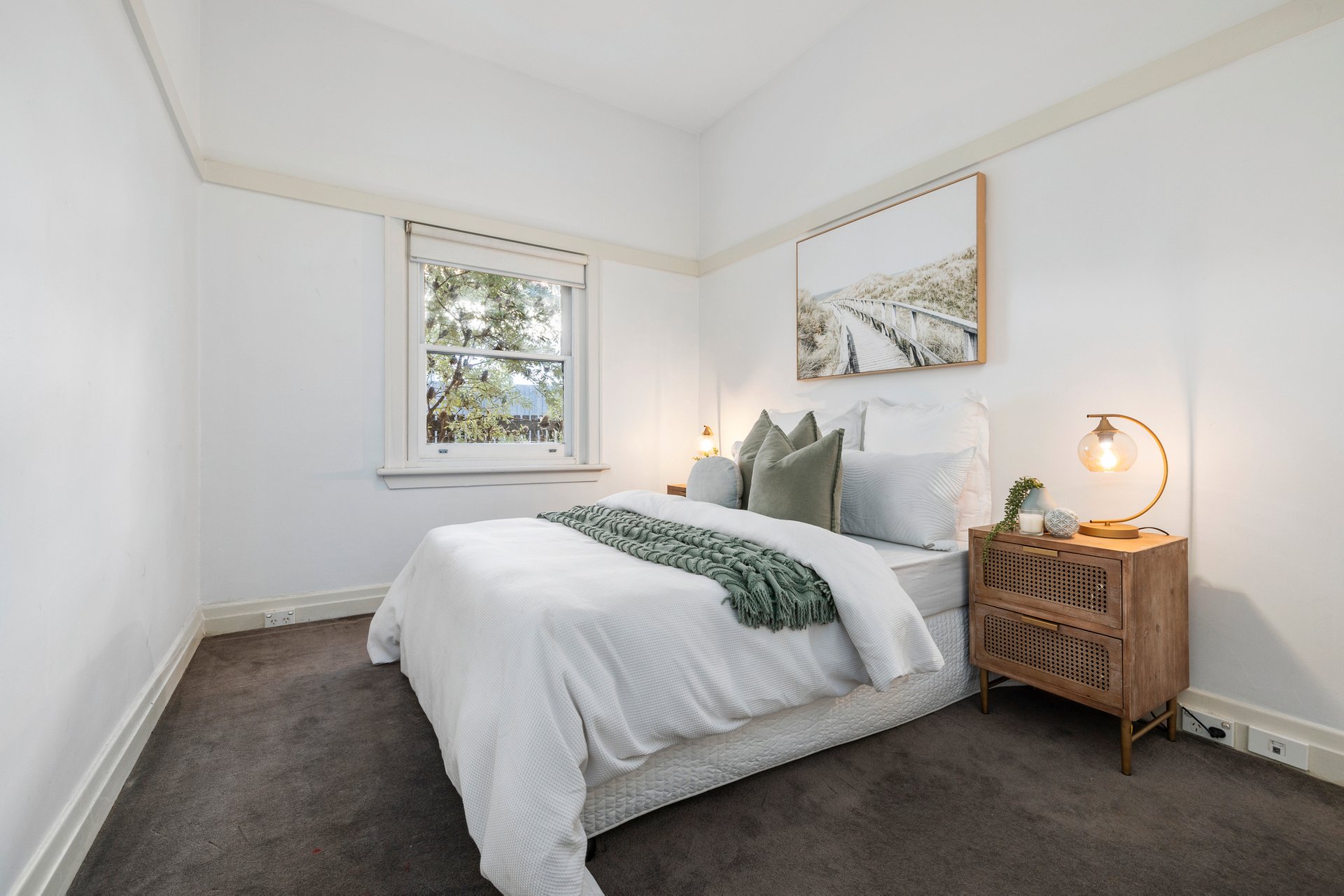 Property Gallery Thumbnail 7