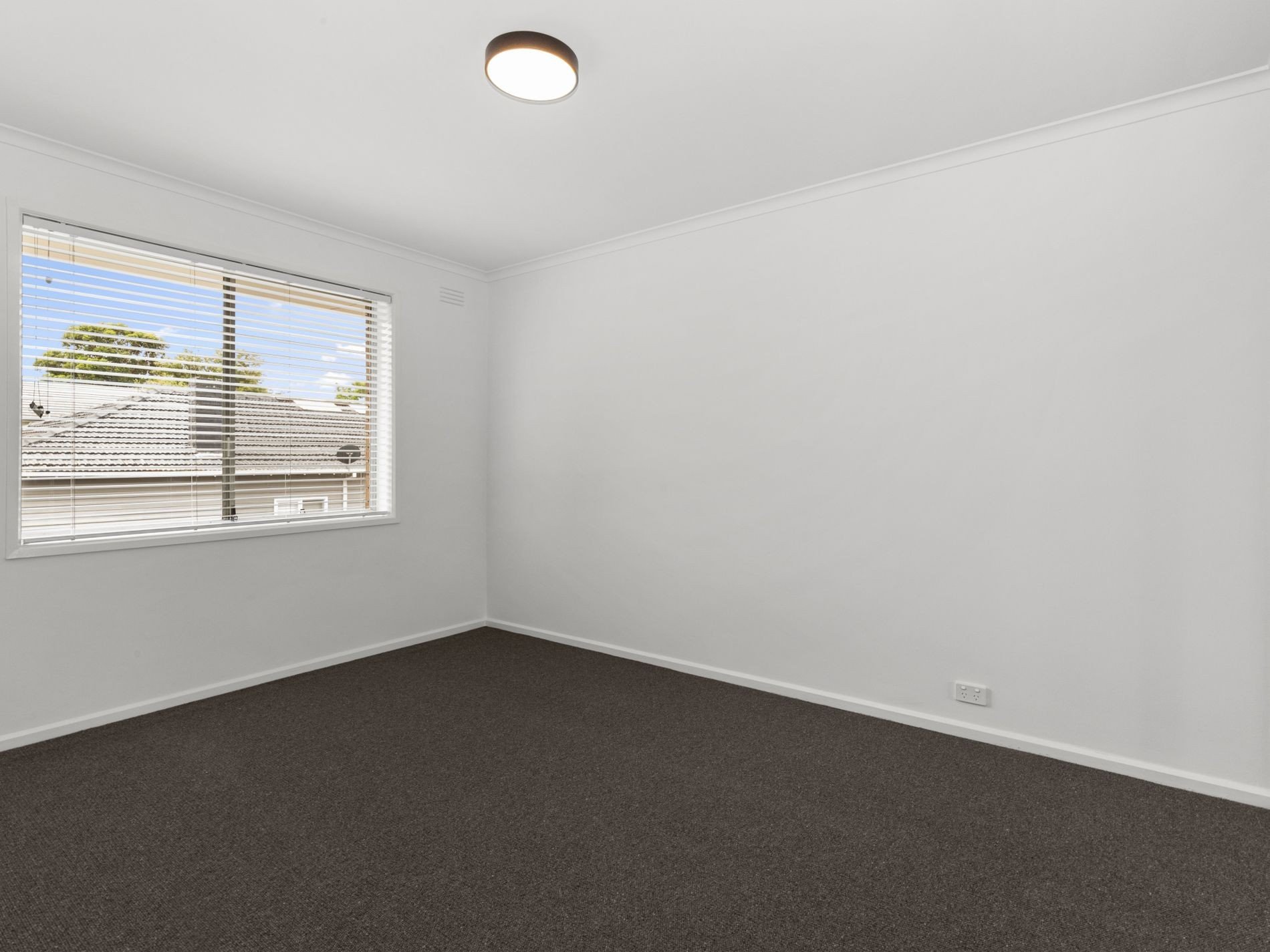 7/103 Kangaroo Road, Hughesdale image 4