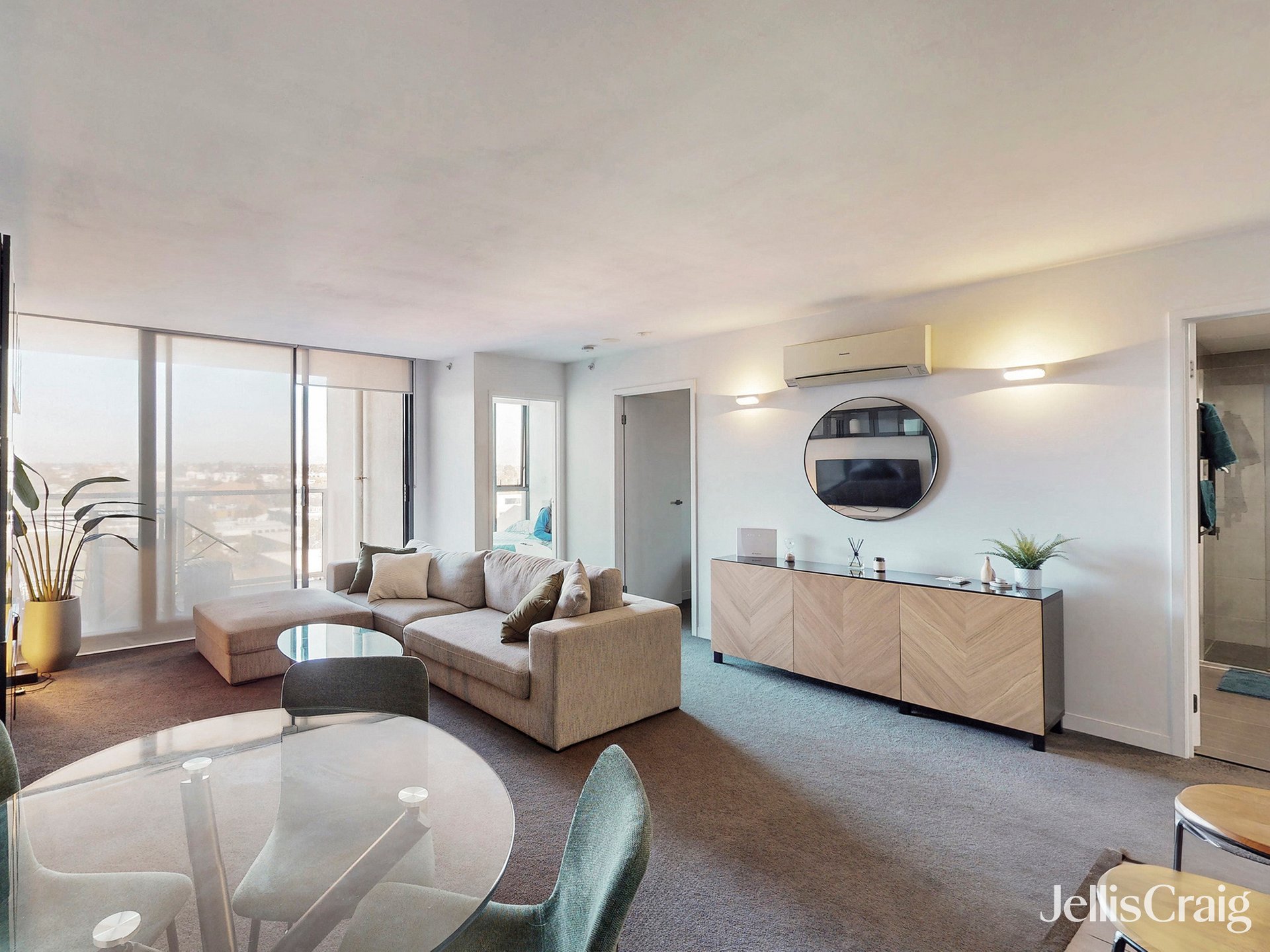 710/377 Burwood Road, Hawthorn image 3