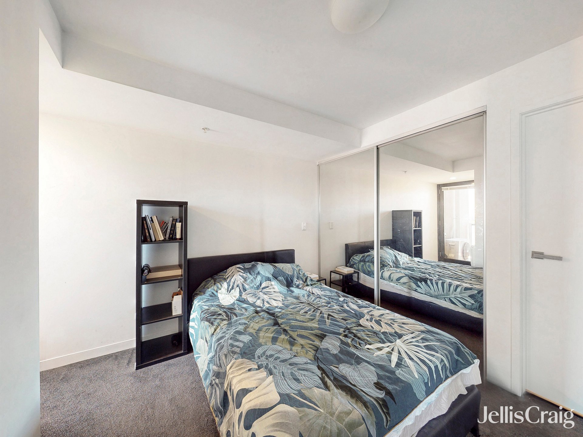 710/377 Burwood Road, Hawthorn image 6