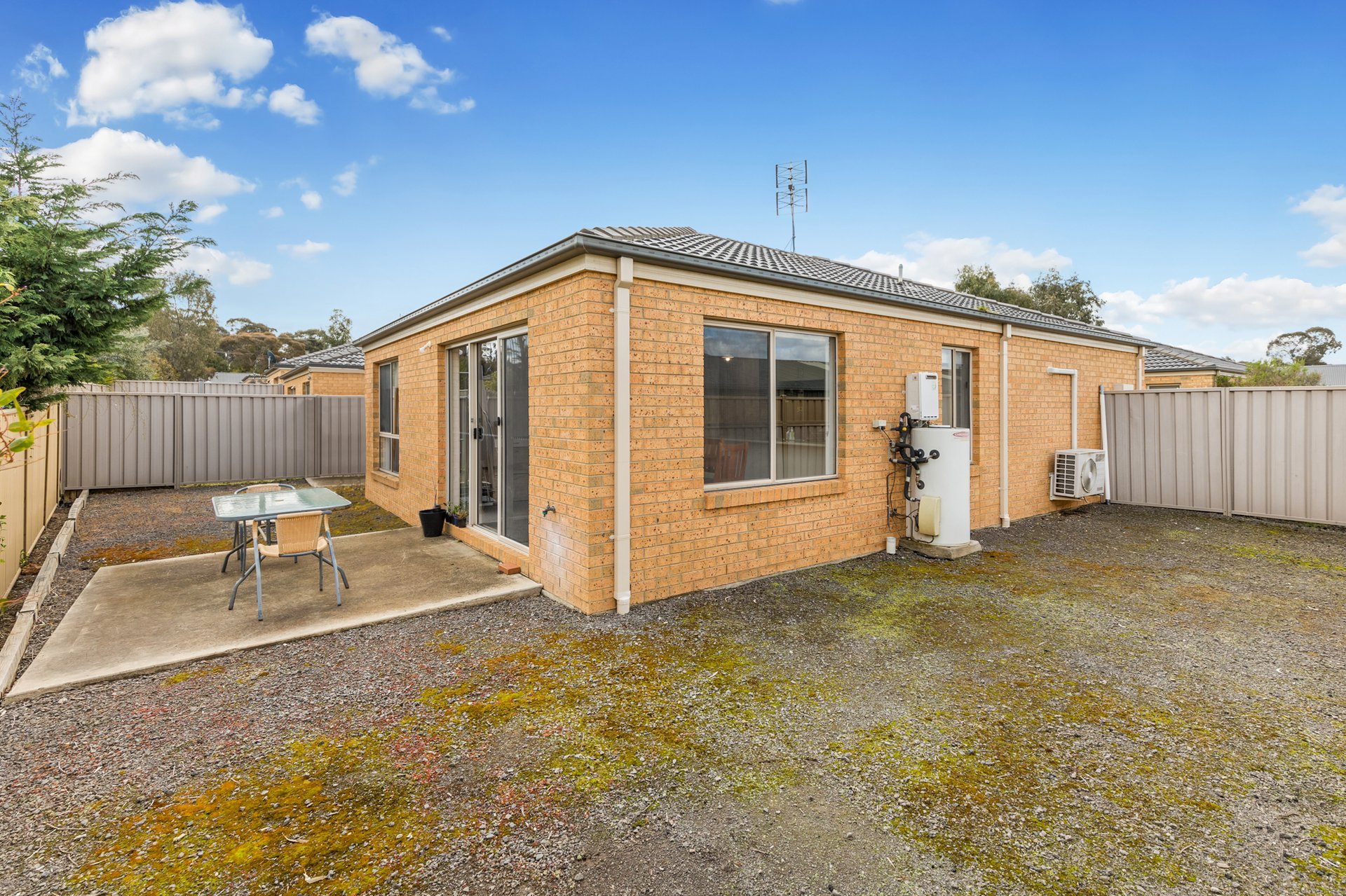 7/107 St Killian Street, White Hills image 8