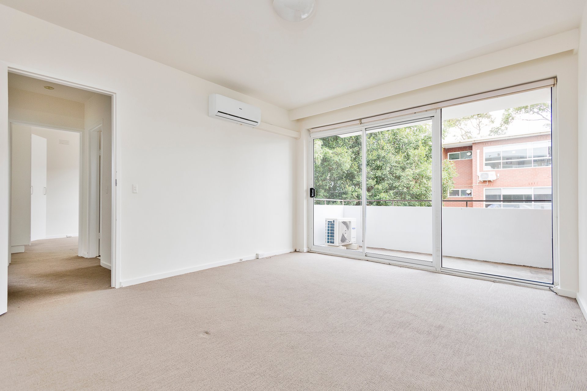 7/109 Canterbury Street, Flemington image 2