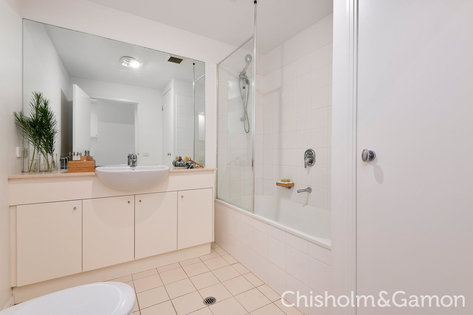 71/1 Graham Street, Port&nbsp;Melbourne image 9