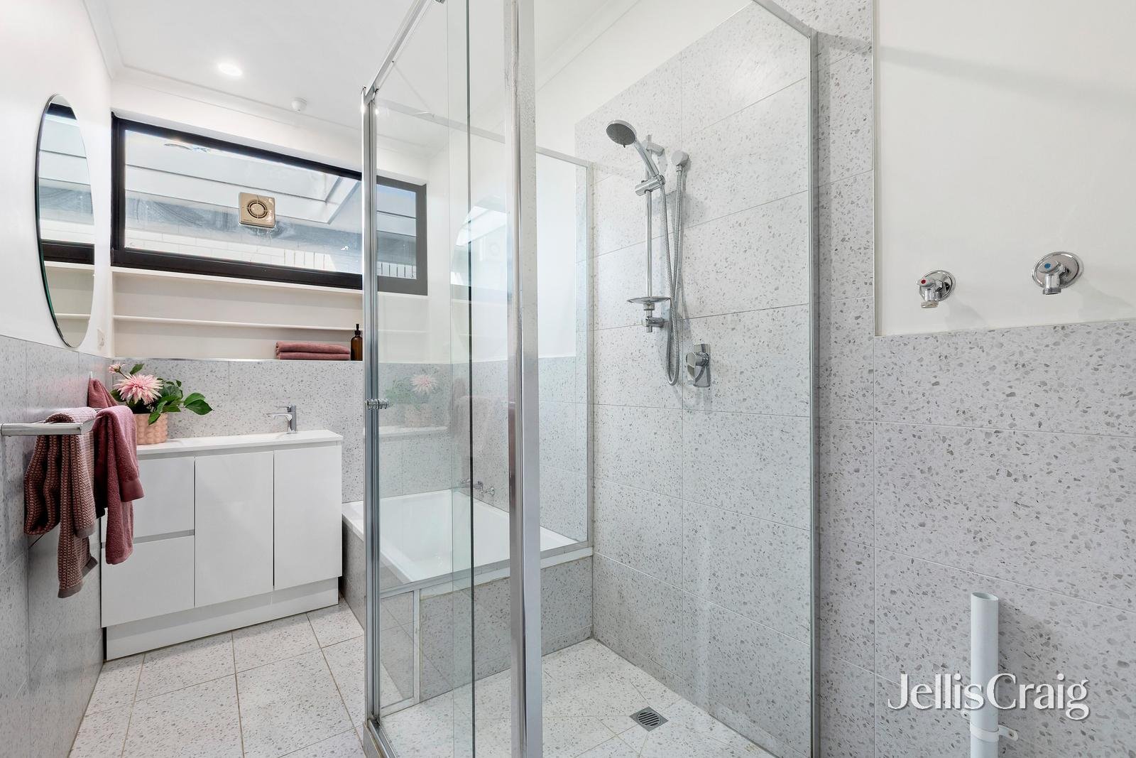 7/11 Selwyn Avenue, Elwood image 6