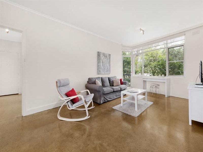7/11 Seymour Grove, Camberwell image 1