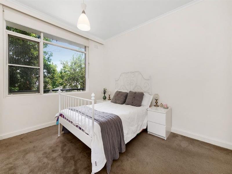 7/11 Seymour Grove, Camberwell image 5