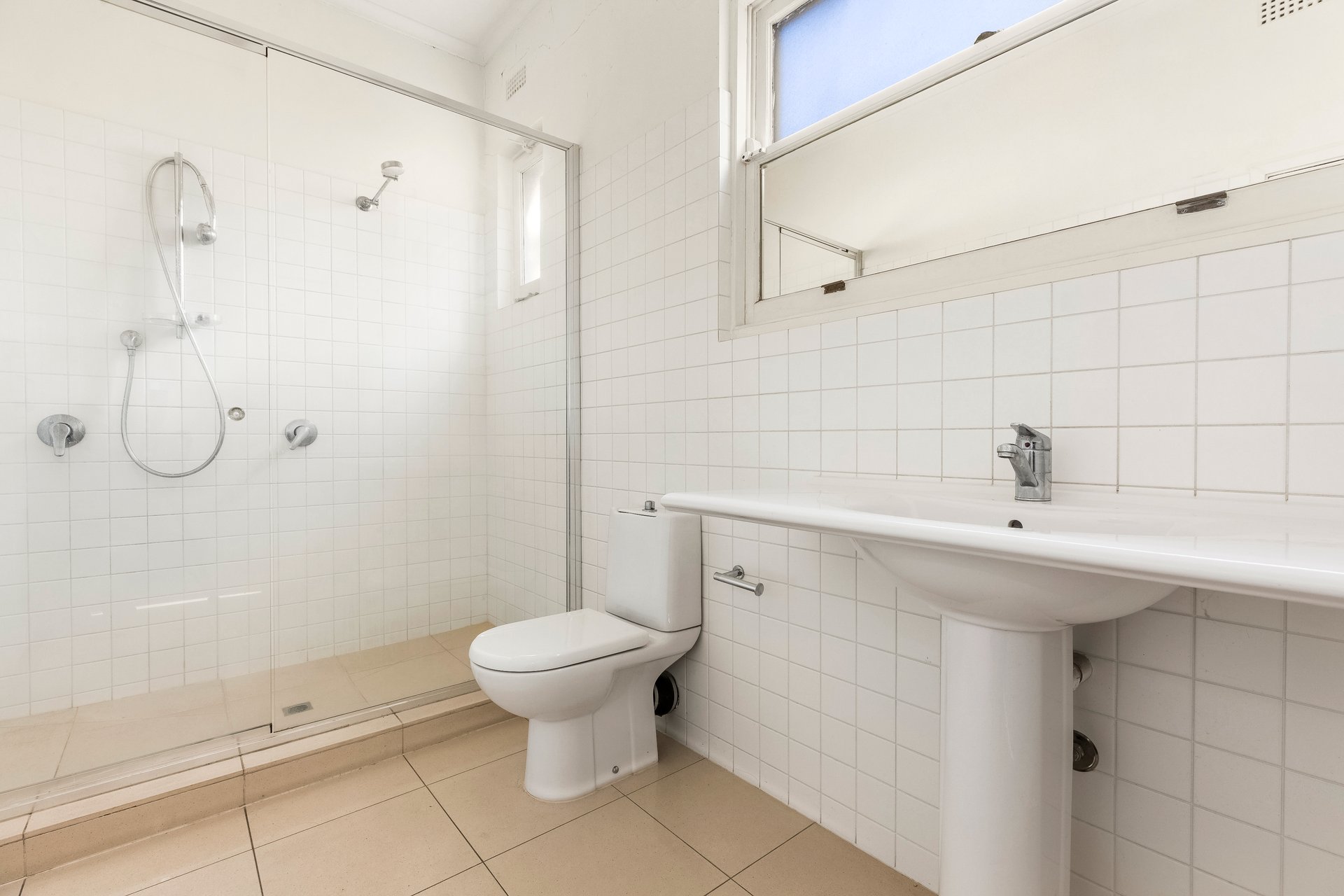 Property Gallery Thumbnail 4