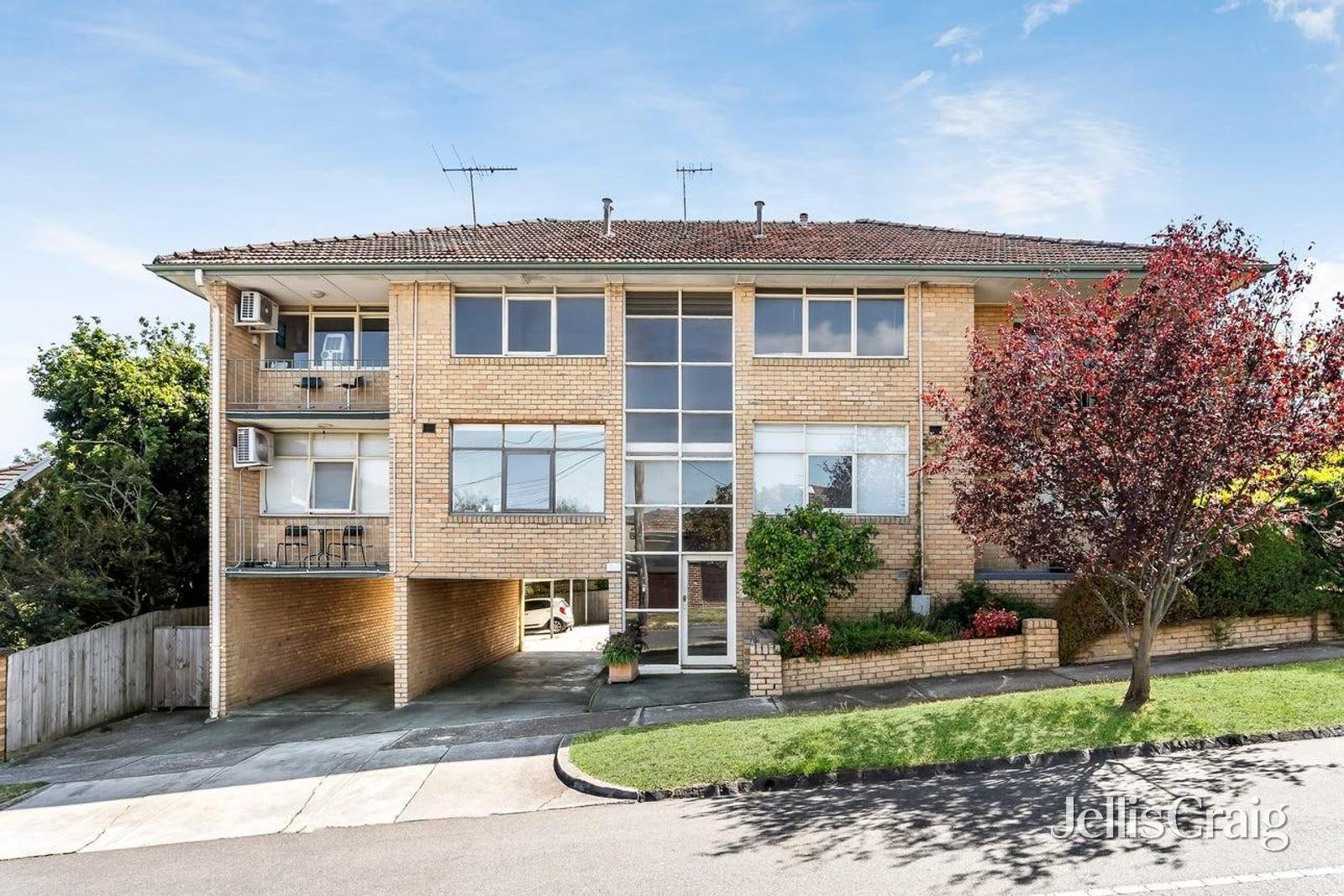 7/11 Yonga Road, Balwyn image 8