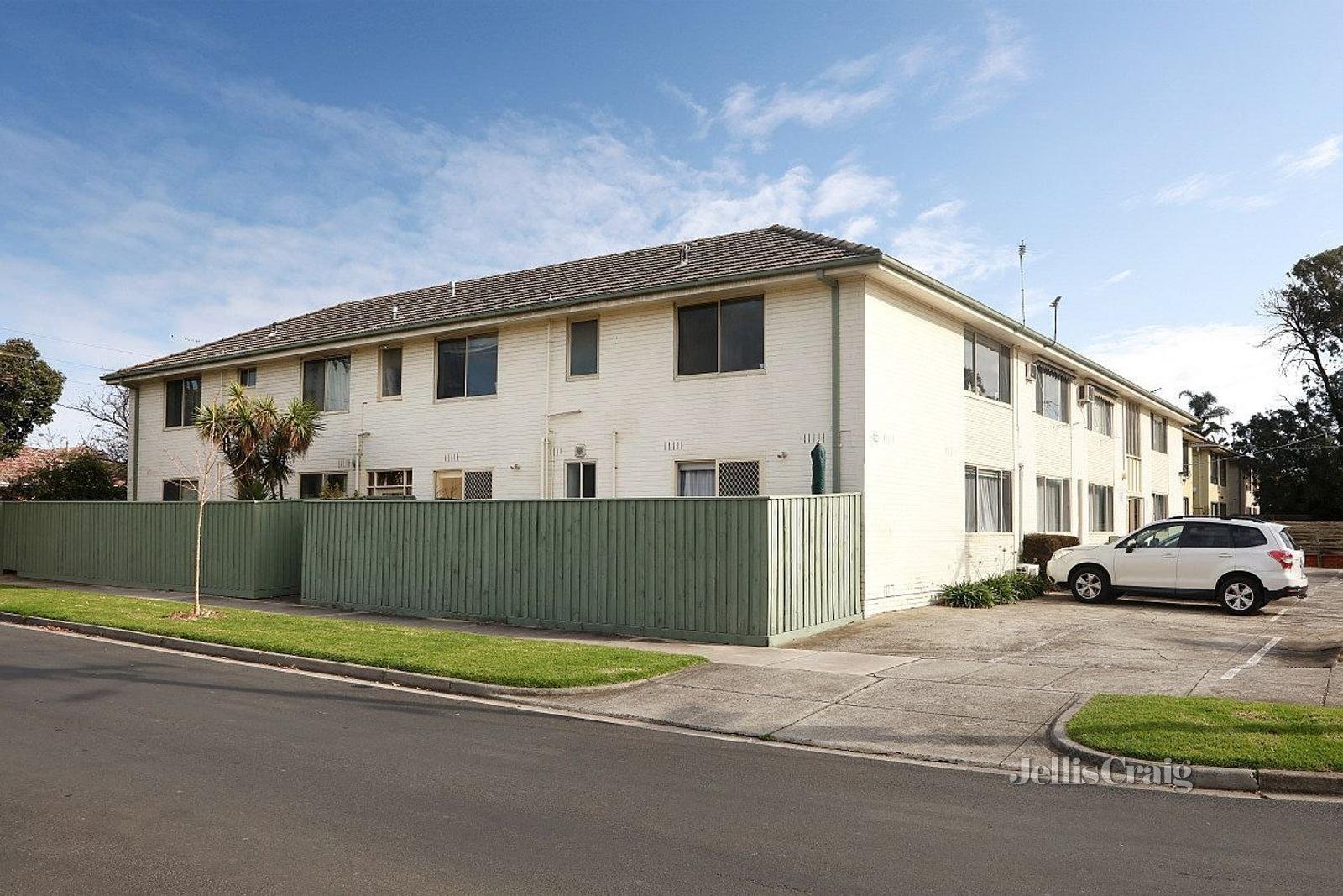 7/12 Brentwood Street, Bentleigh image 6