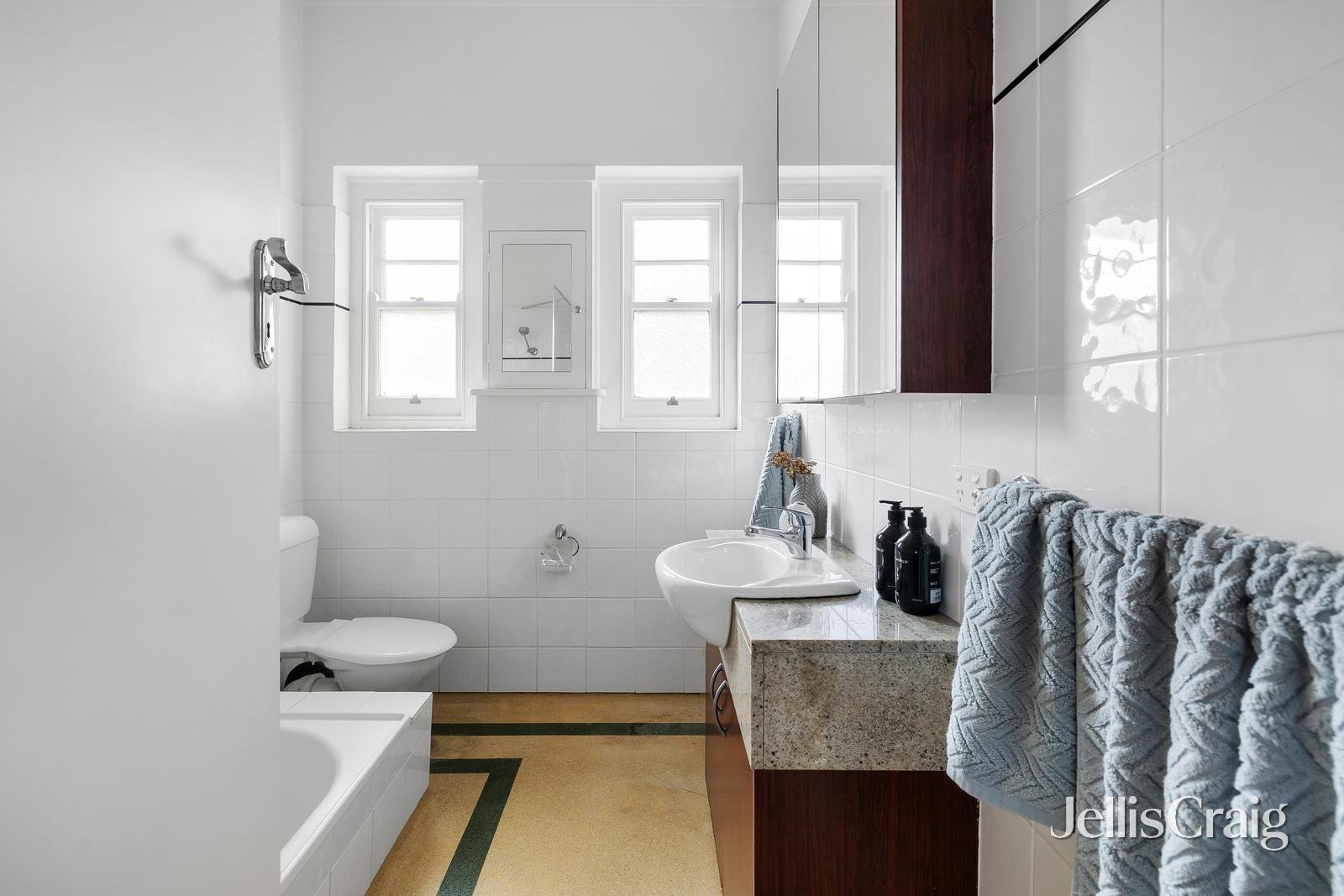 7/12 Lewisham Road, Prahran image 11