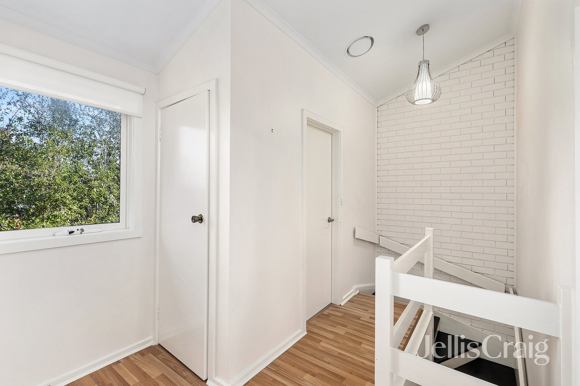 7/12 Parkview Avenue, Greensborough image 4