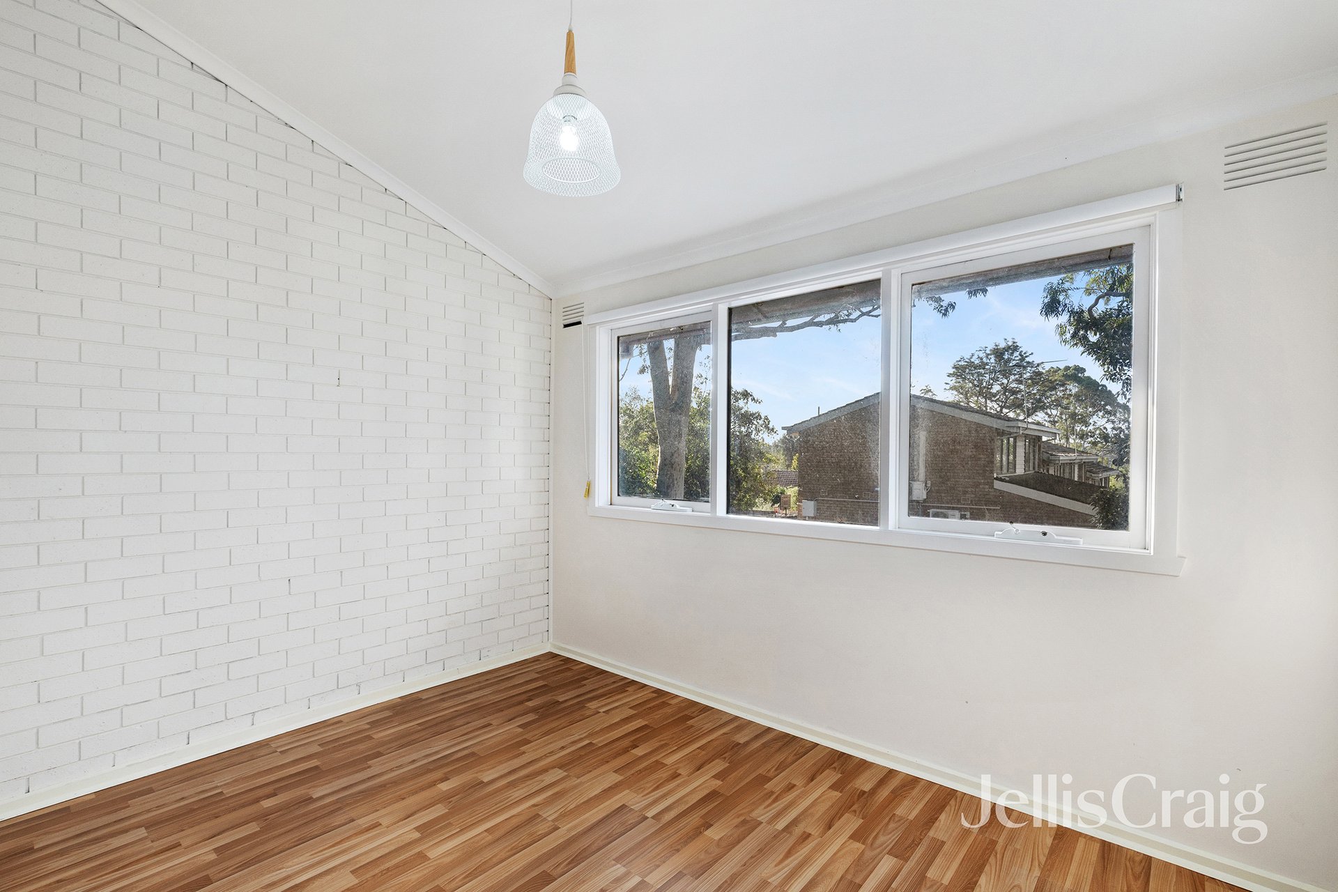 7/12 Parkview Avenue, Greensborough image 7