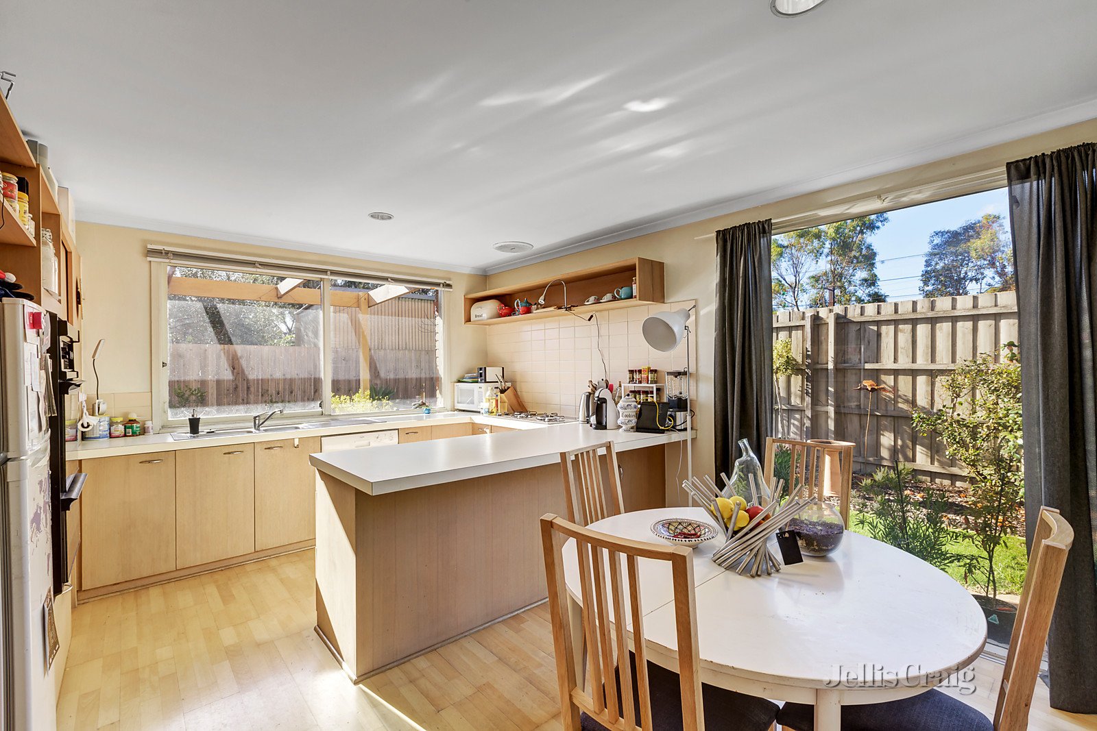 7/12 Wynyeh Street, Malvern East image 3