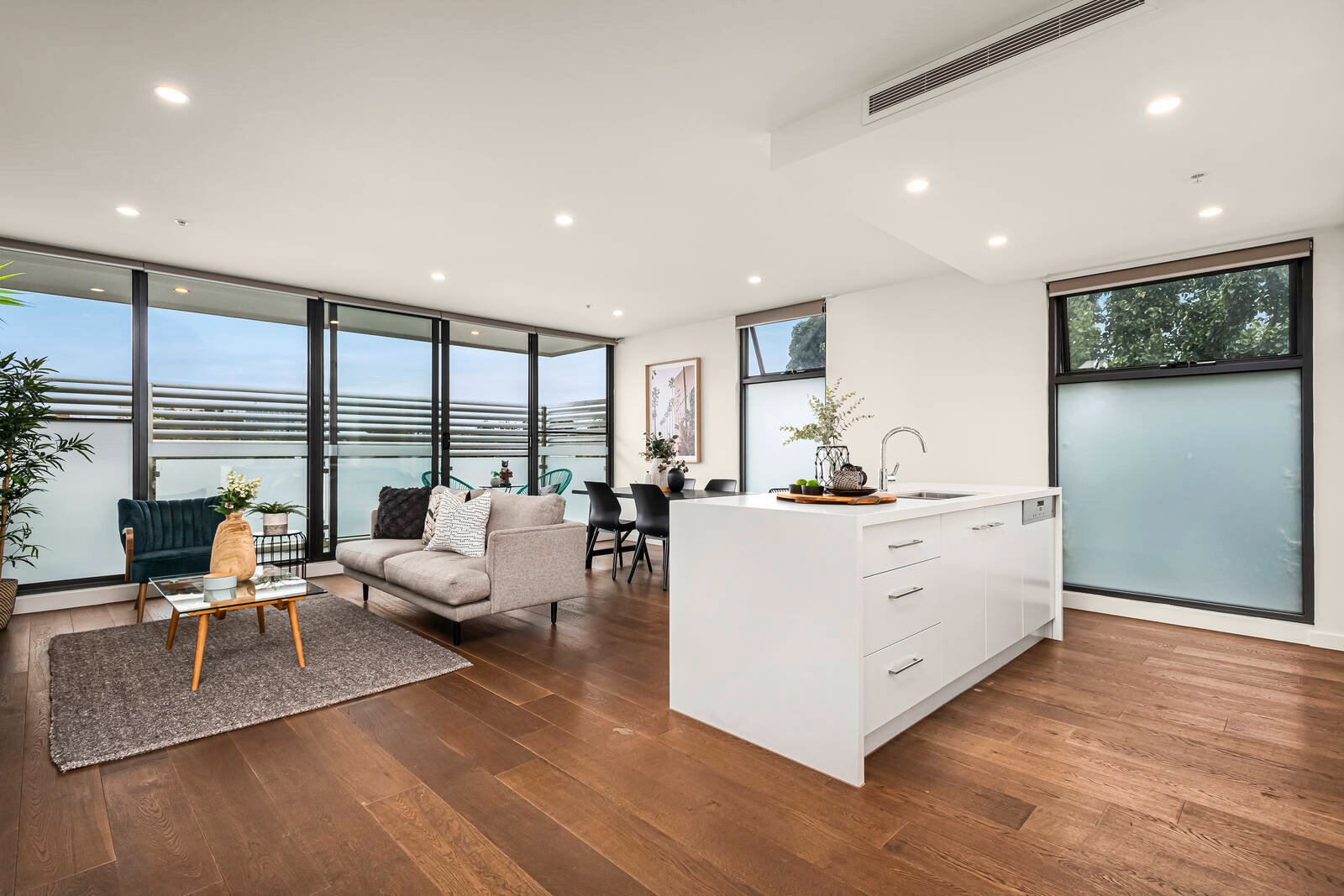 Property Gallery Thumbnail 5