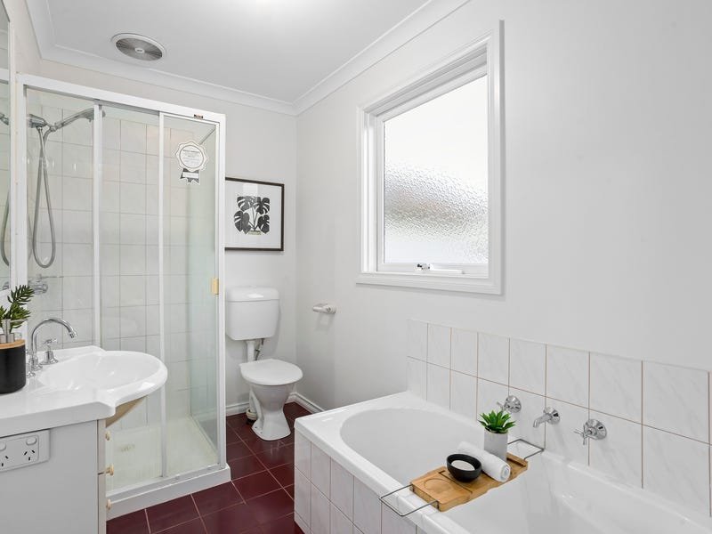 Property Gallery Thumbnail 8