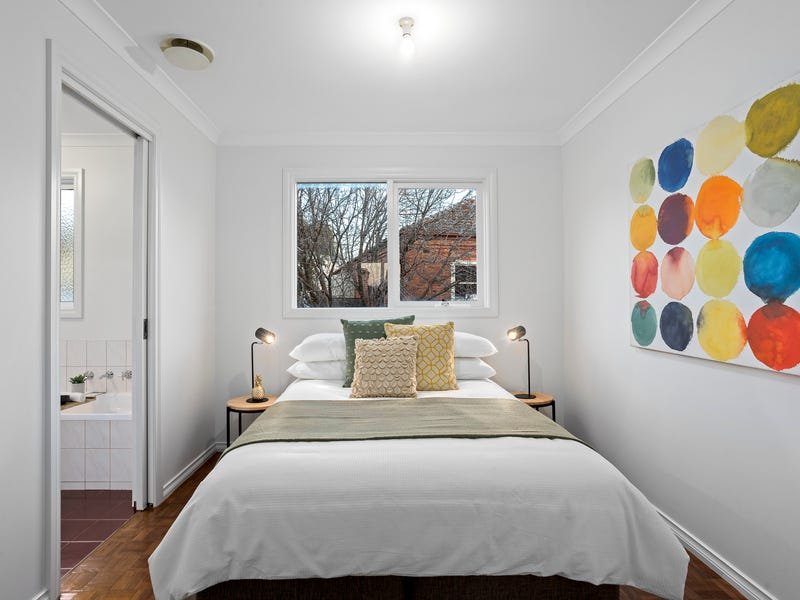 Property Gallery Thumbnail 9