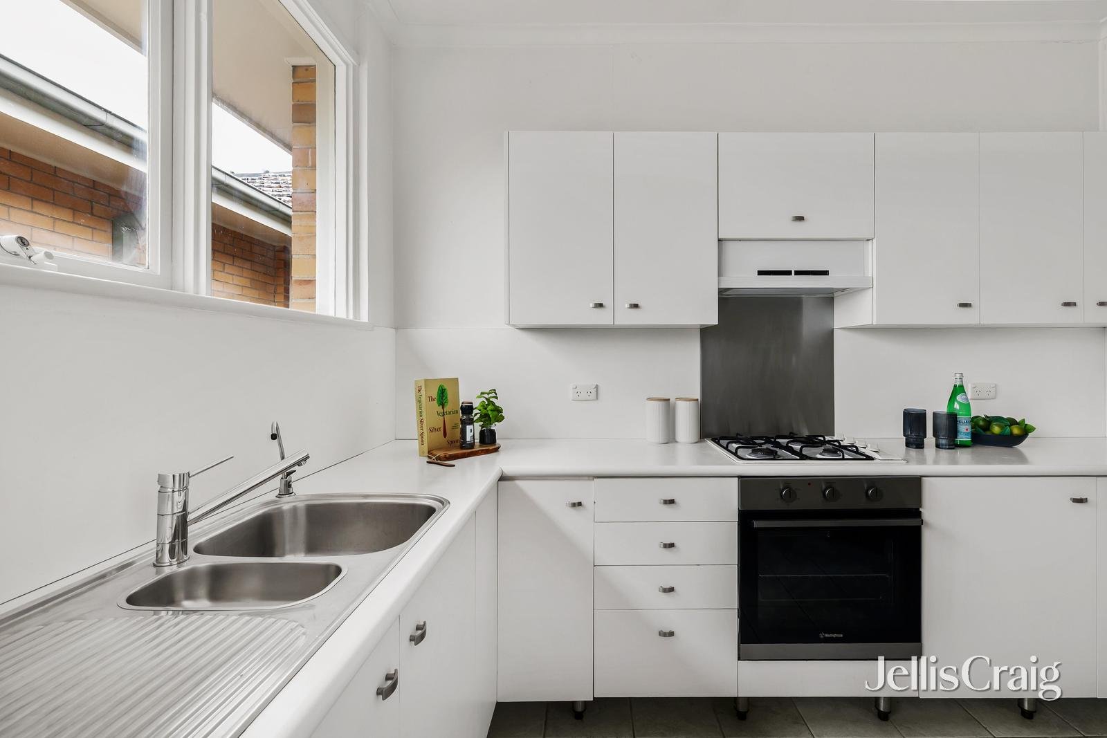 7/1279 High Street, Malvern image 2