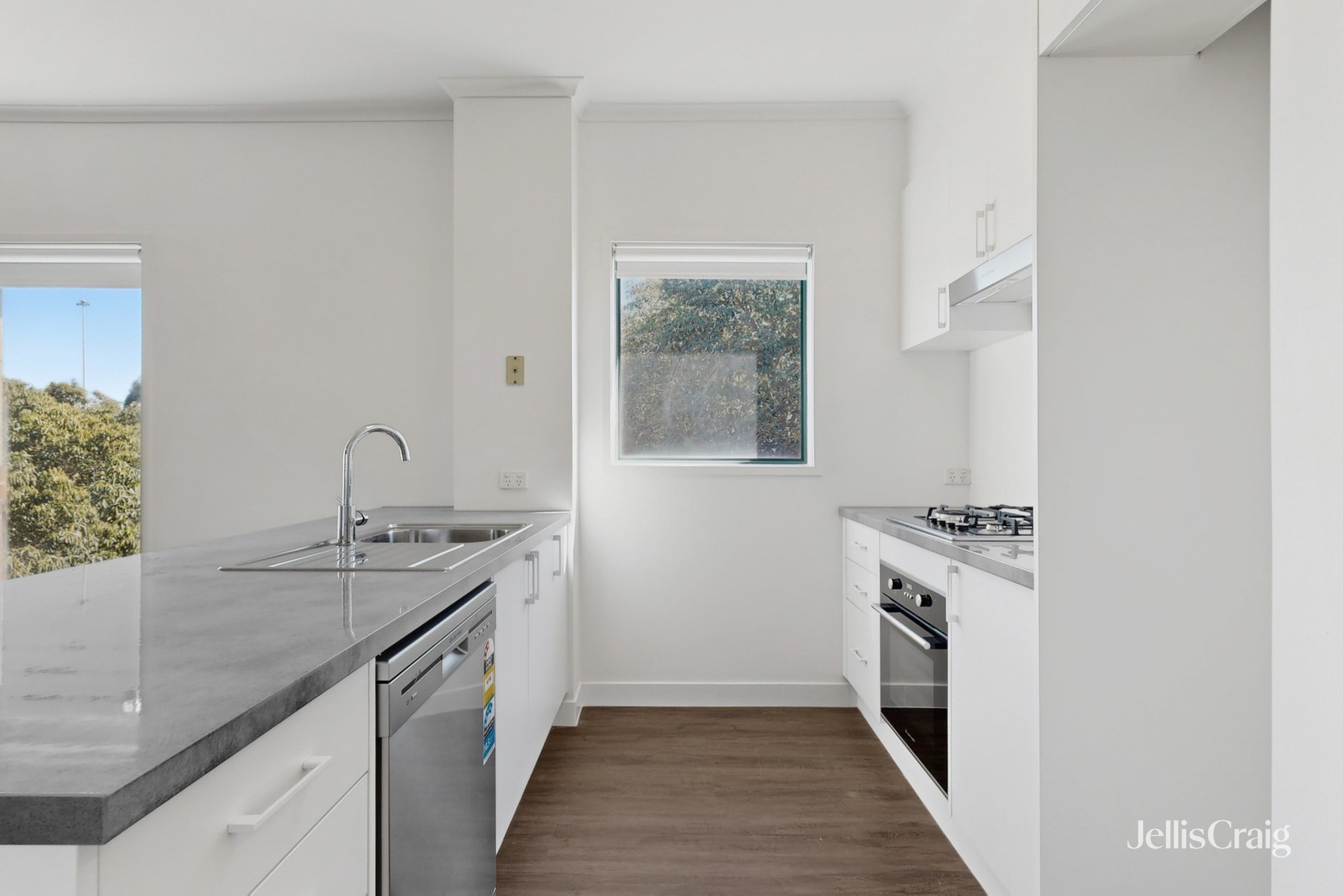 7/13 Hope Court, Kew image 5