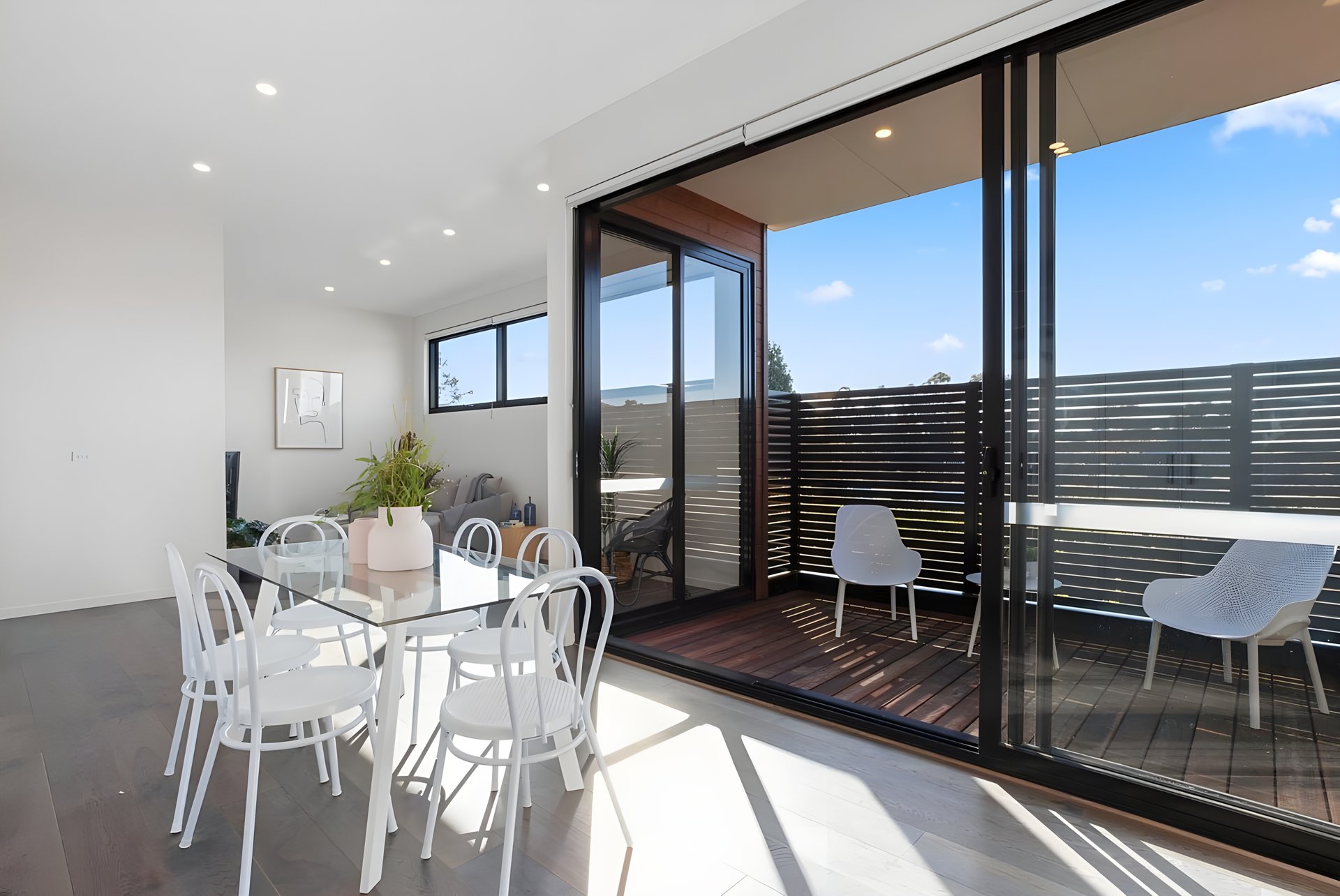 7/13 Schofield Street, Essendon image 5