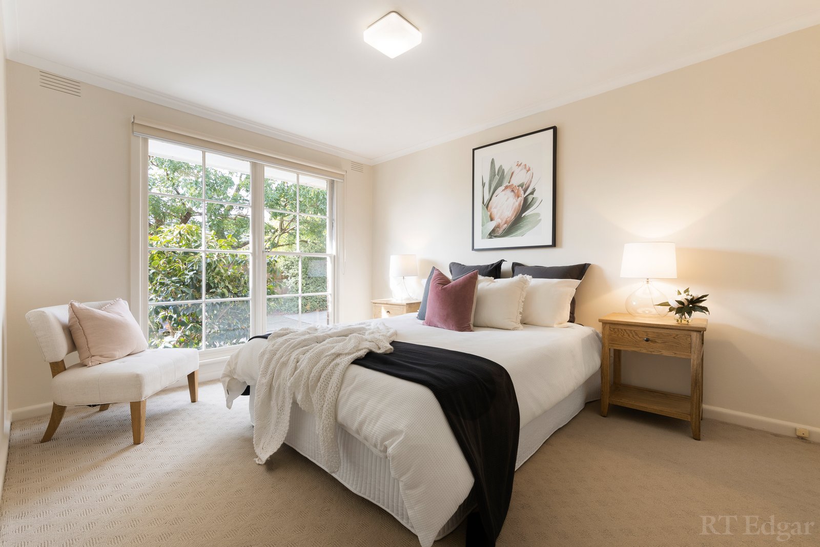 Property Gallery Thumbnail 6