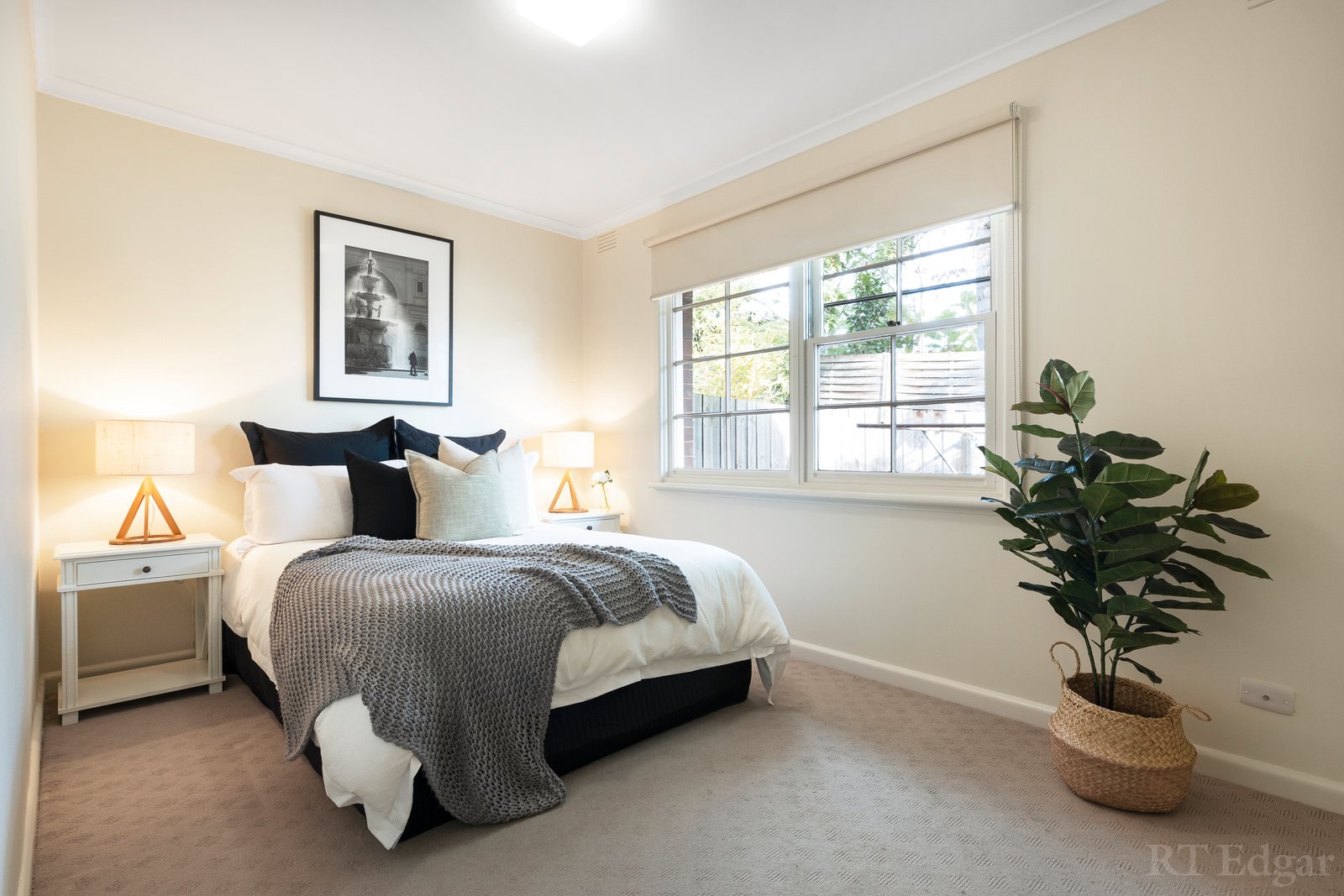 Property Gallery Thumbnail 7