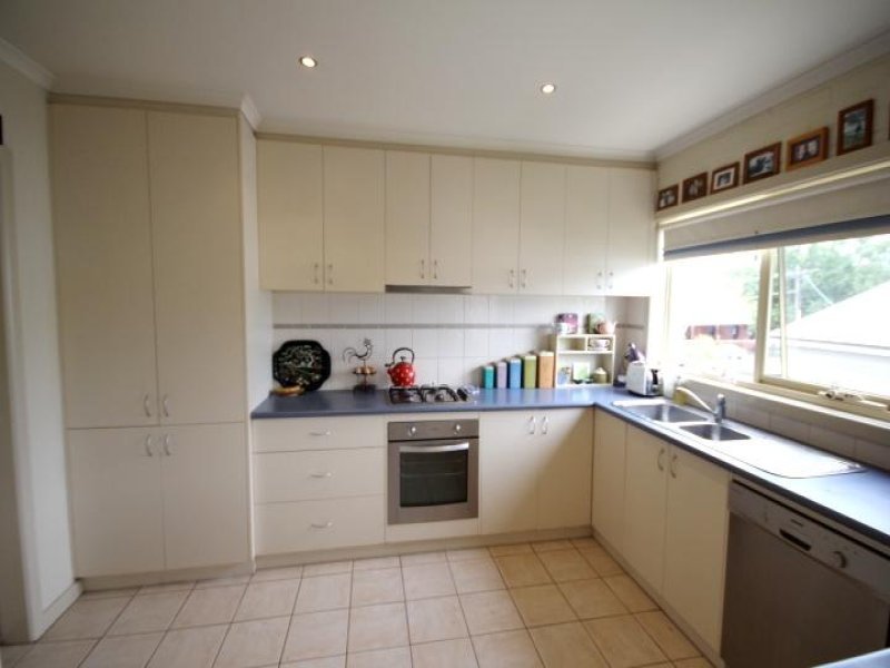 7/1314 Mair Street, Ballarat Central image 3