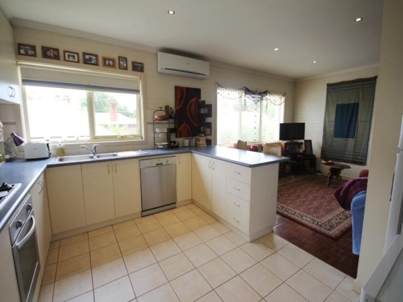 7/1314 Mair Street, Ballarat Central image 6