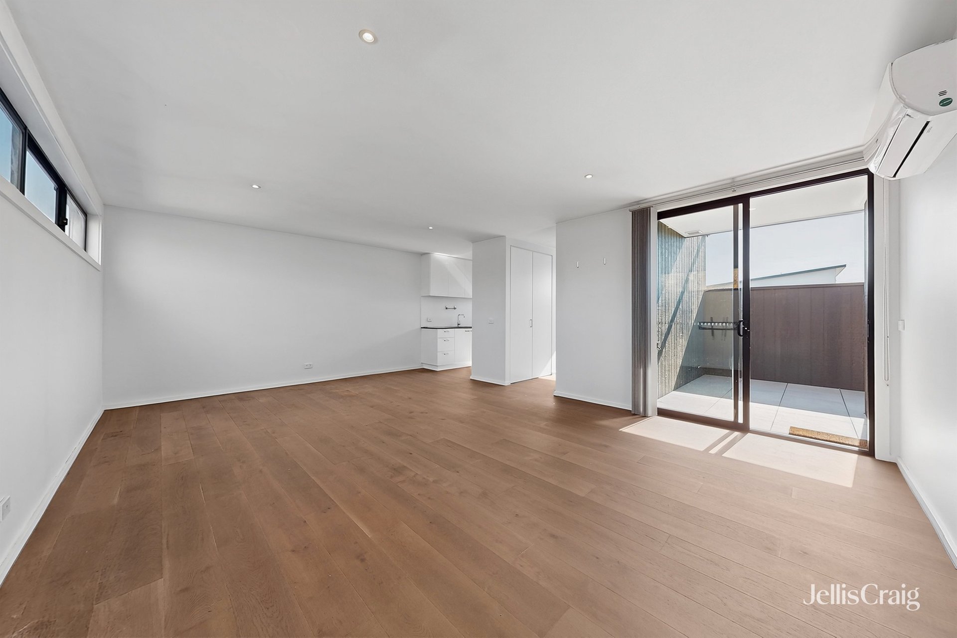 7/1317A Nepean Highway, Cheltenham image 3