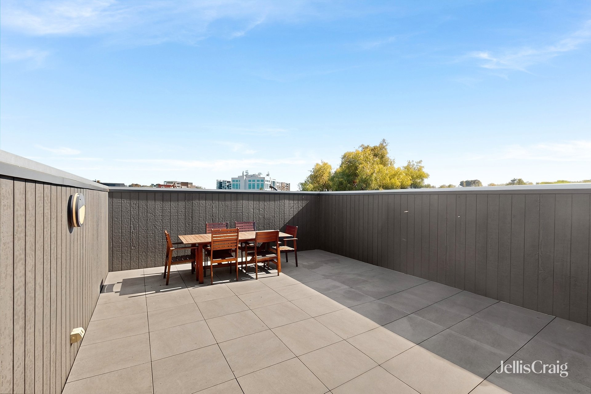7/1317A Nepean Highway, Cheltenham image 4