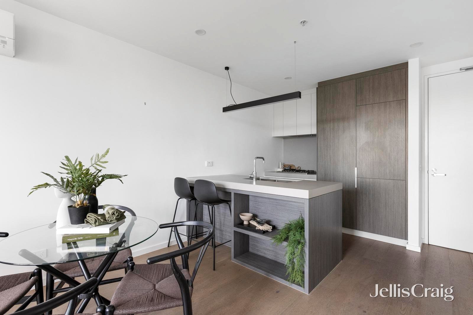 713/251 Johnston Street, Abbotsford image 3