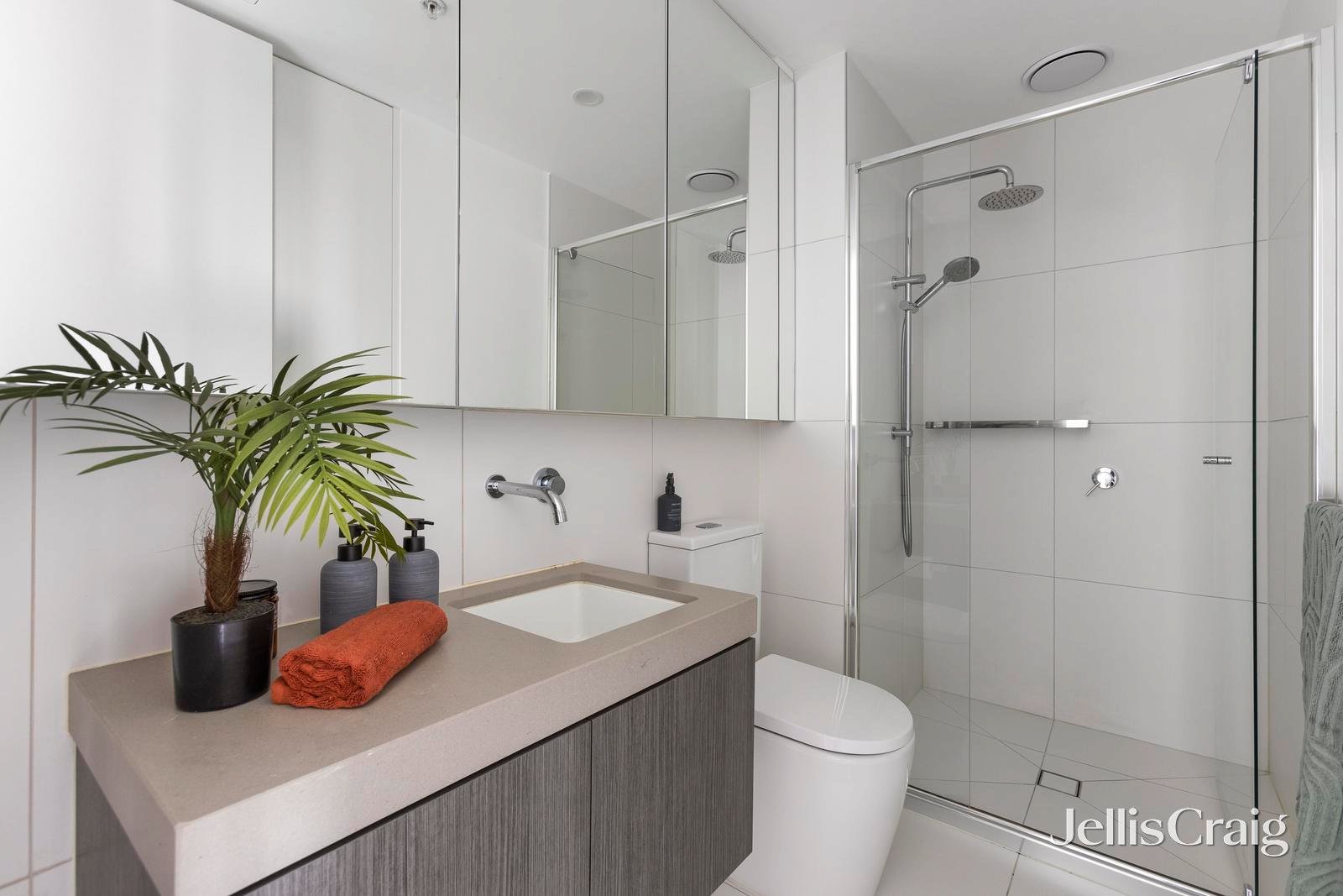 713/251 Johnston Street, Abbotsford image 6