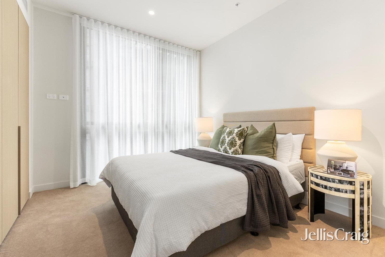 713/538 Epsom Road, Flemington image 5