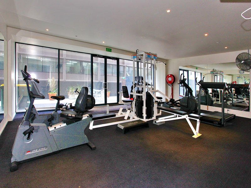 713/610 St Kilda Road, Melbourne image 5