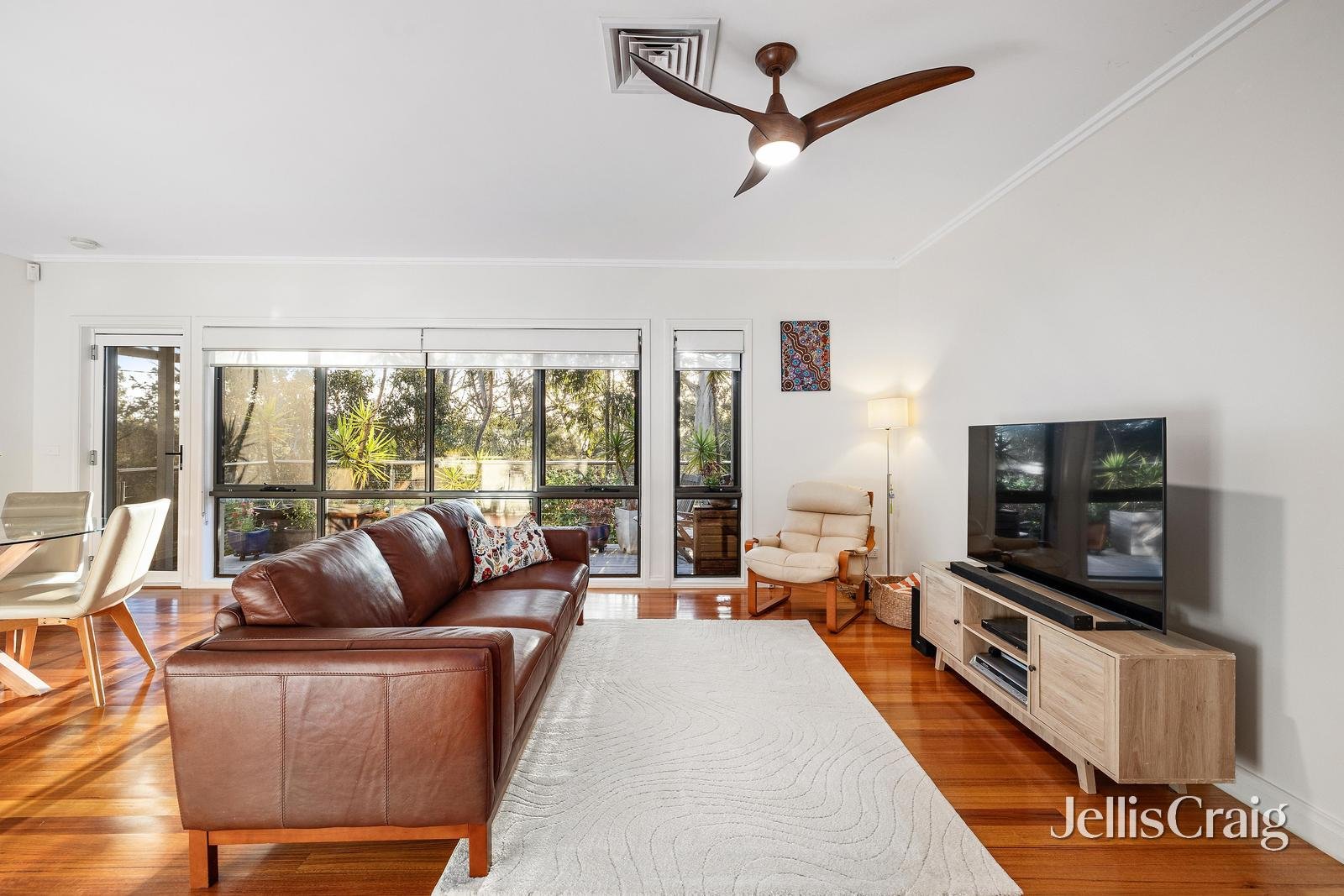 7/14 Carnon Street, Greensborough image 2