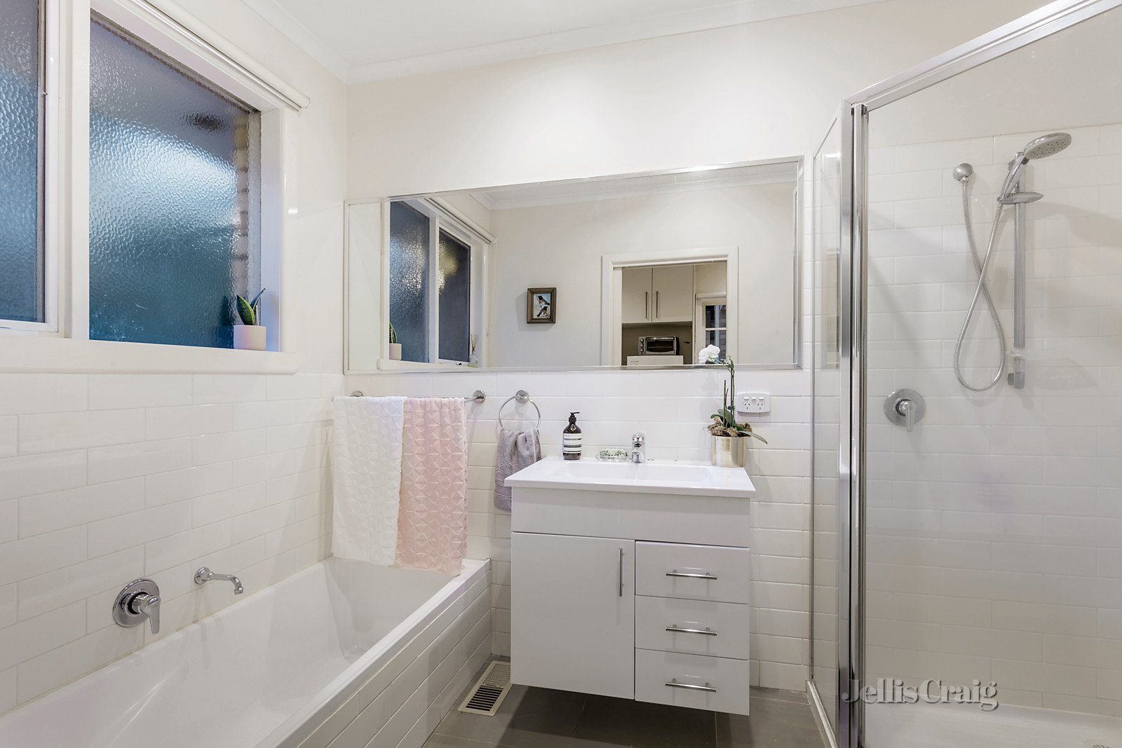 7/14 Clifton Road, Hawthorn East image 5