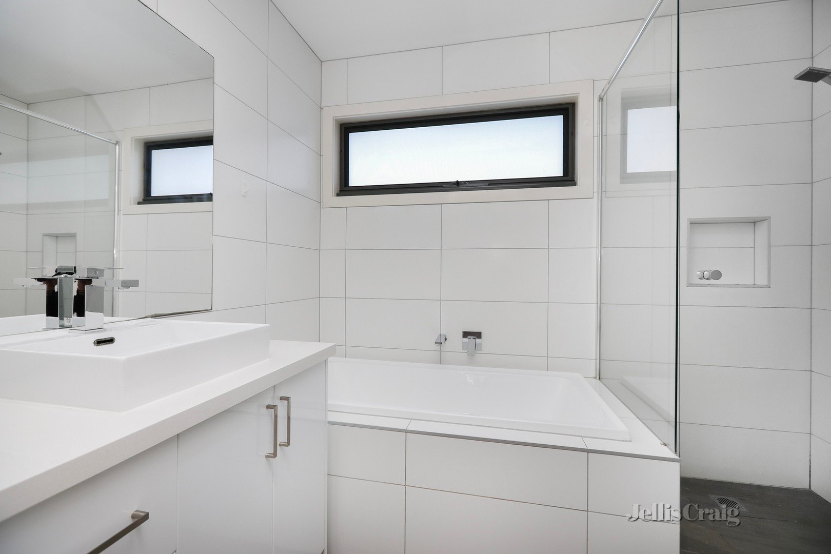 7/14 Collins Avenue, Altona North image 10