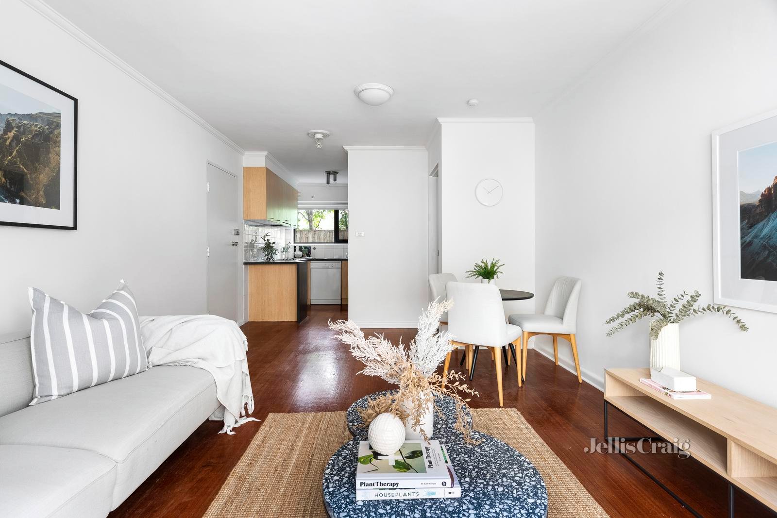 7/14 Cromwell Road, South Yarra image 2