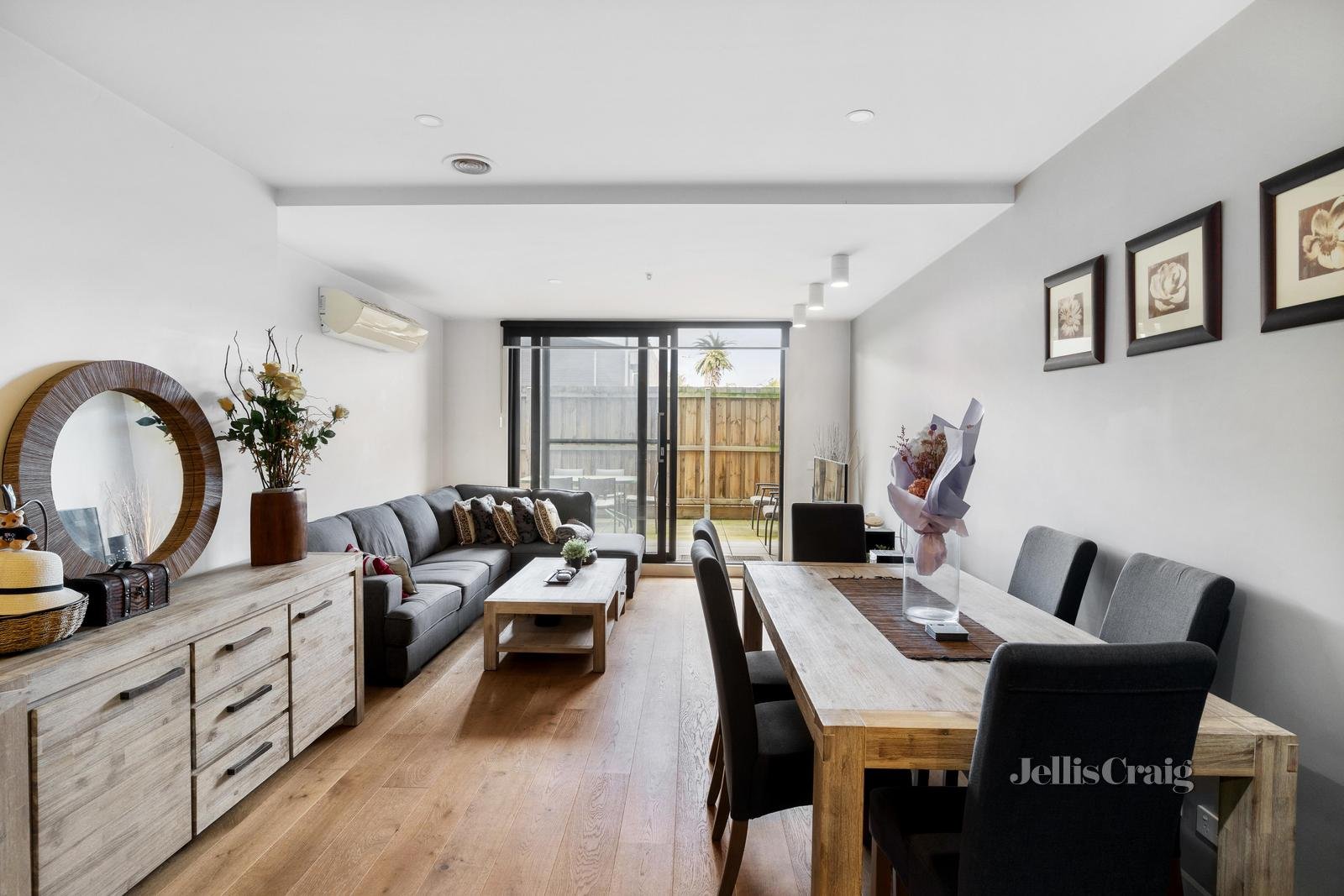 7/144 Collins Street, Mentone image 5