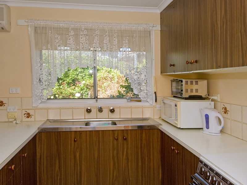 7/147 Roslyn Road, Belmont image 4