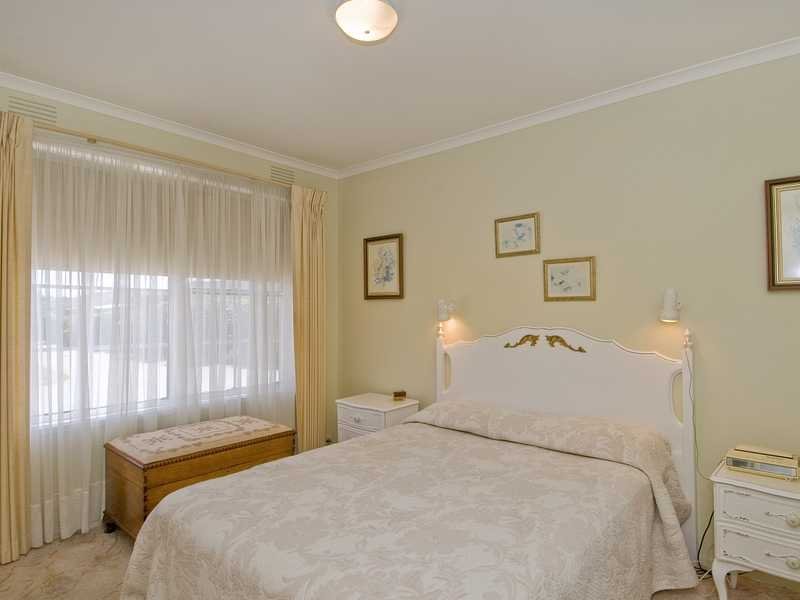7/147 Roslyn Road, Belmont image 6